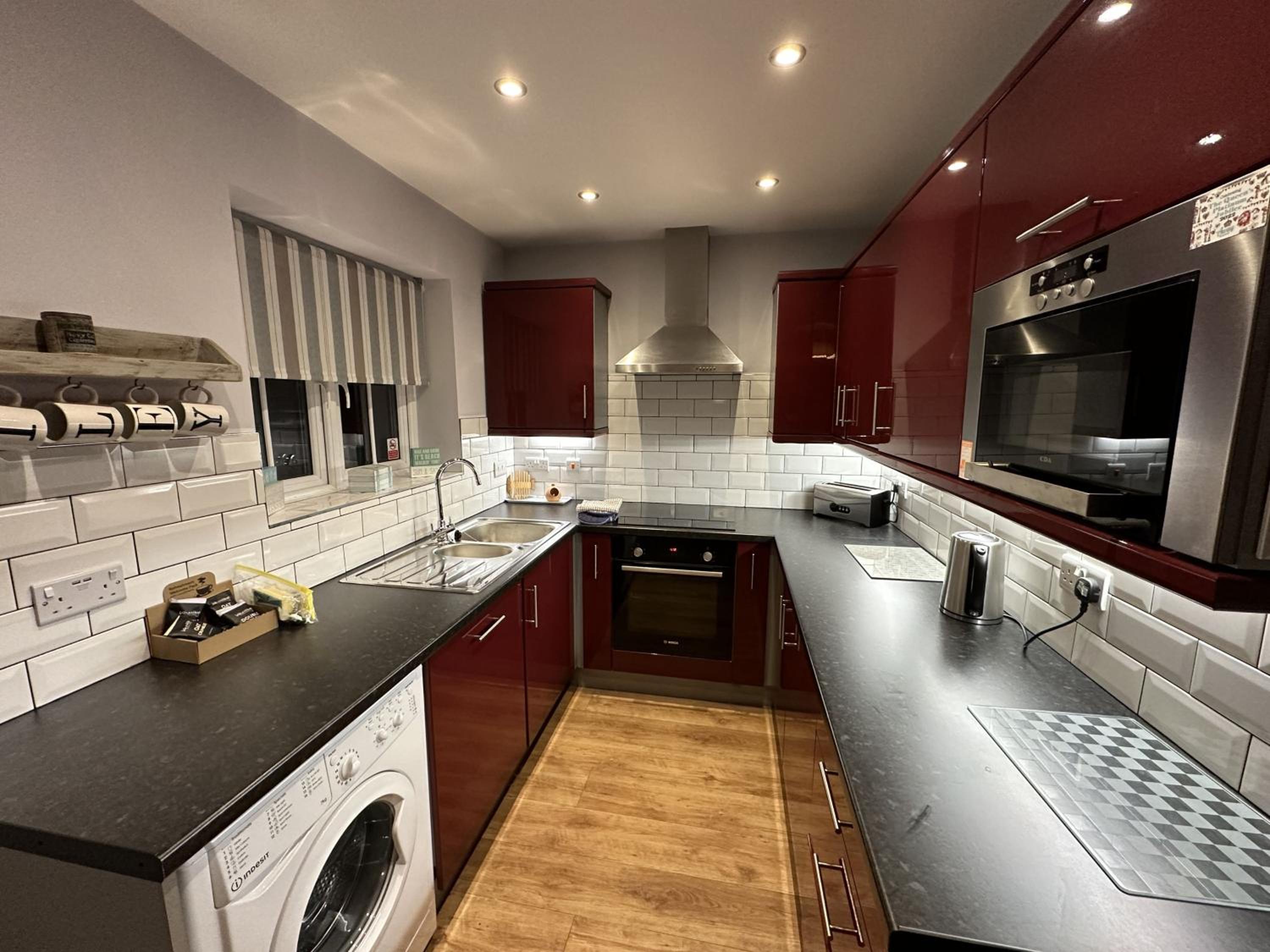 Shell Cottage - Part of the The Bay Filey Holiday Village with pool, gym and direct beach access, pub, restaurant, tennis and meadows walks