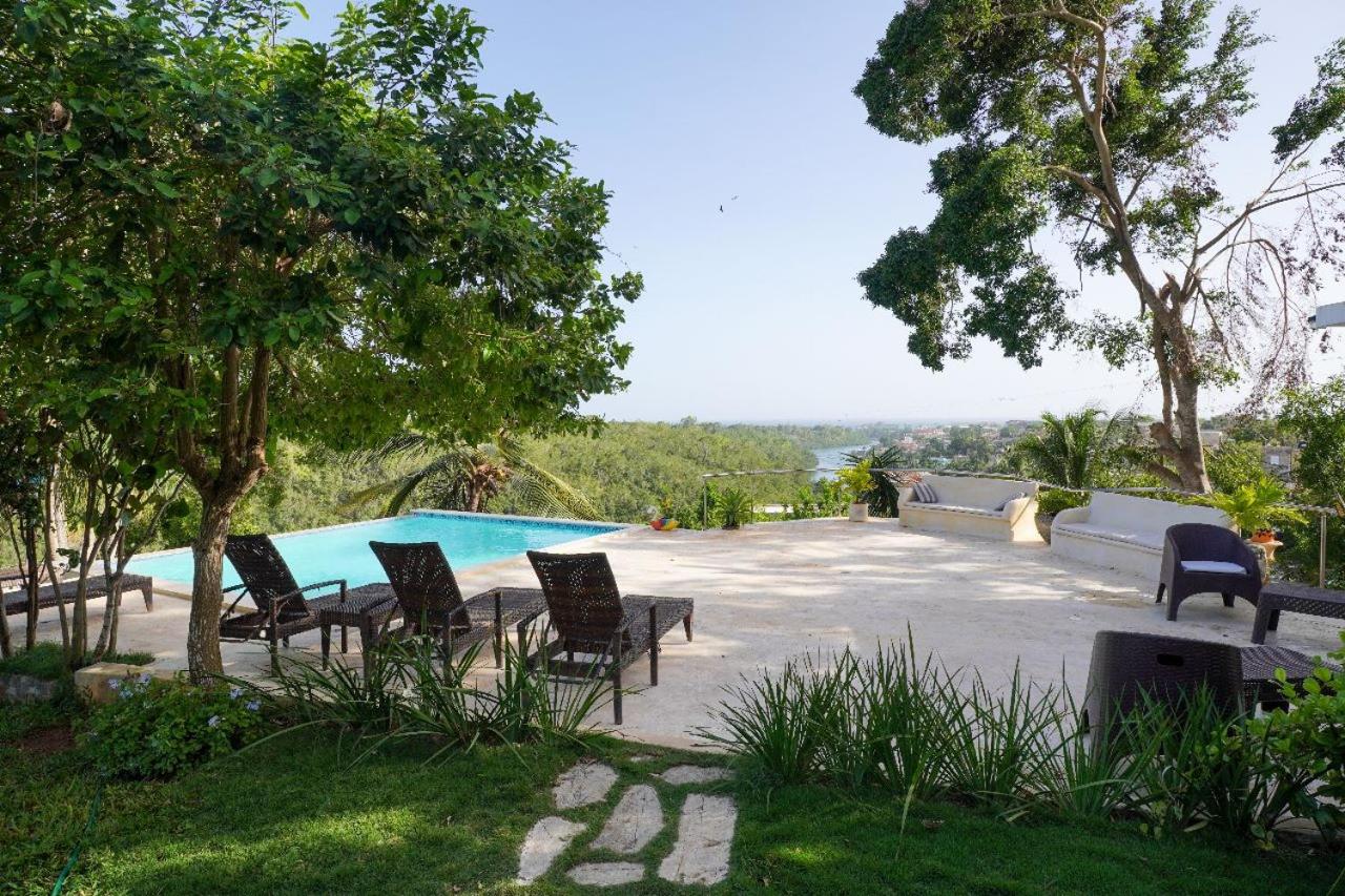 Bella Vista