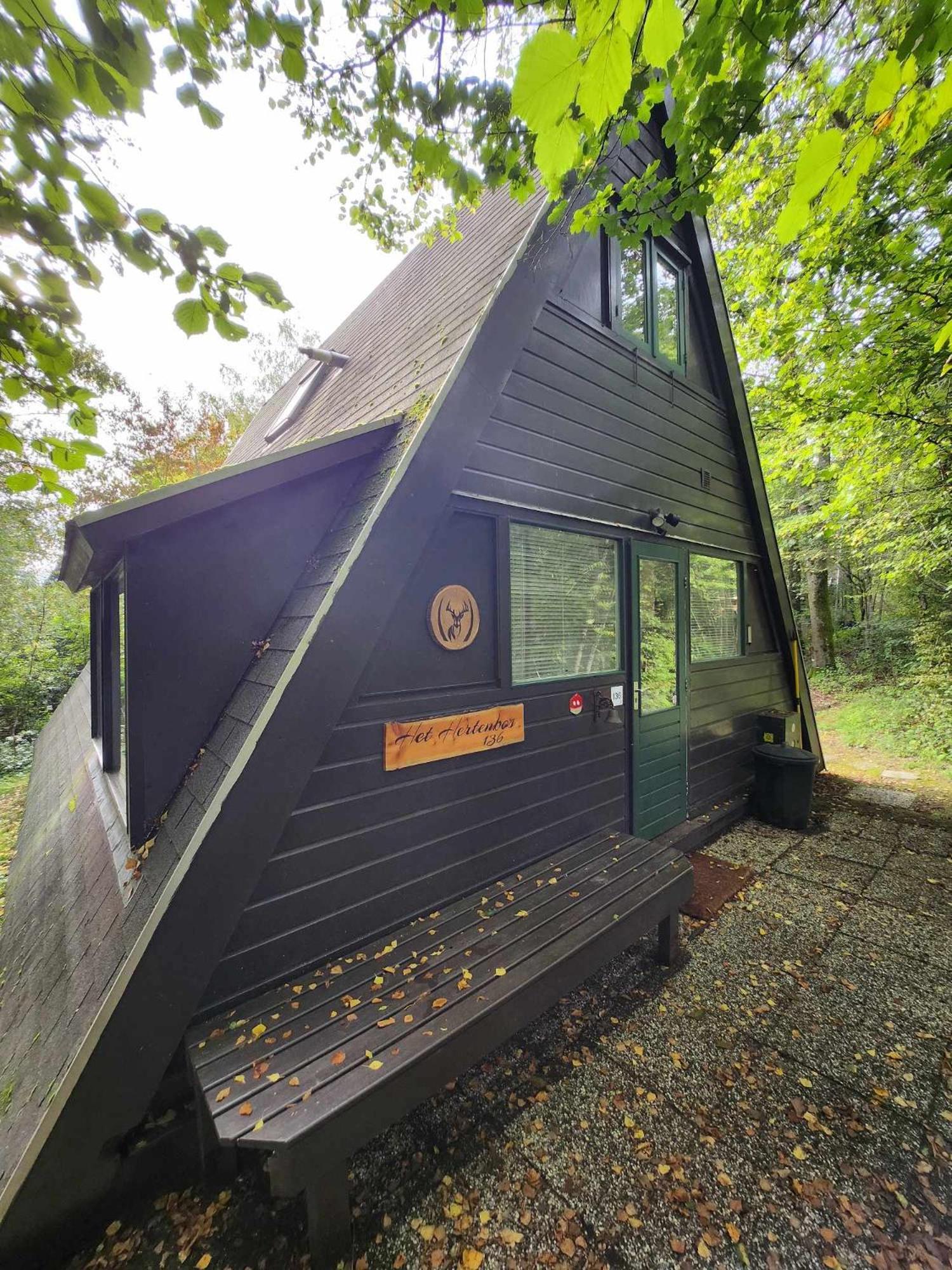 Het Hertenbos Chalet 136 - Bos- Groene Oase- Rustmoment- Zwembad view 5