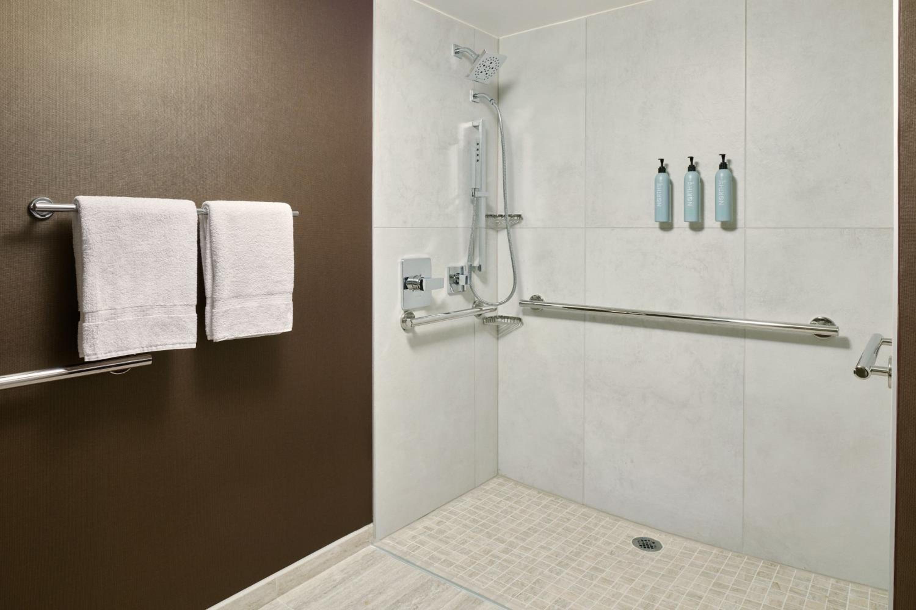 Courtyard by Marriott Los Angeles Pasadena Old Town - Property Image 42