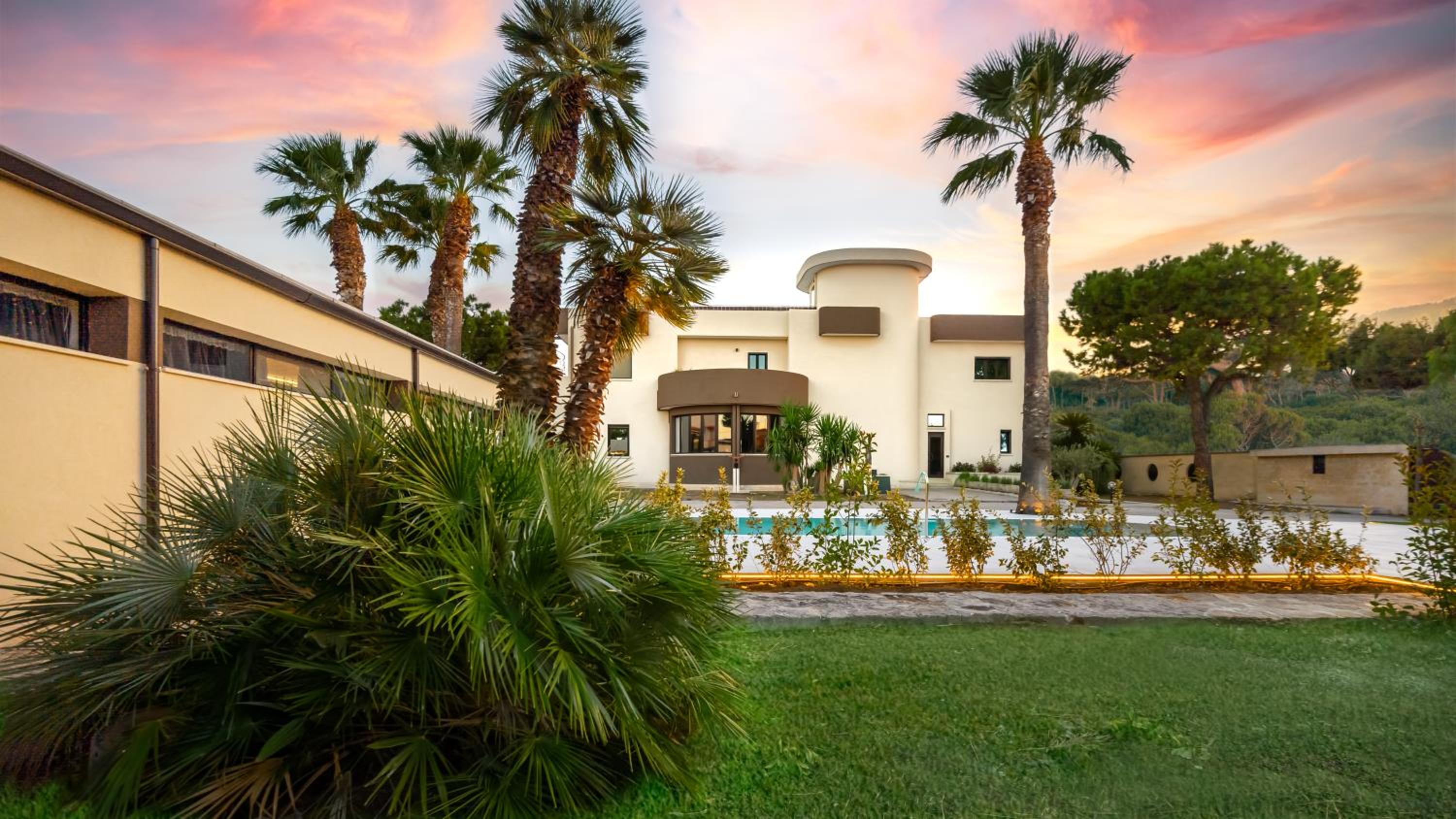 La Gigasuite - Design Villa at Sea with Spa & Pool photo 1