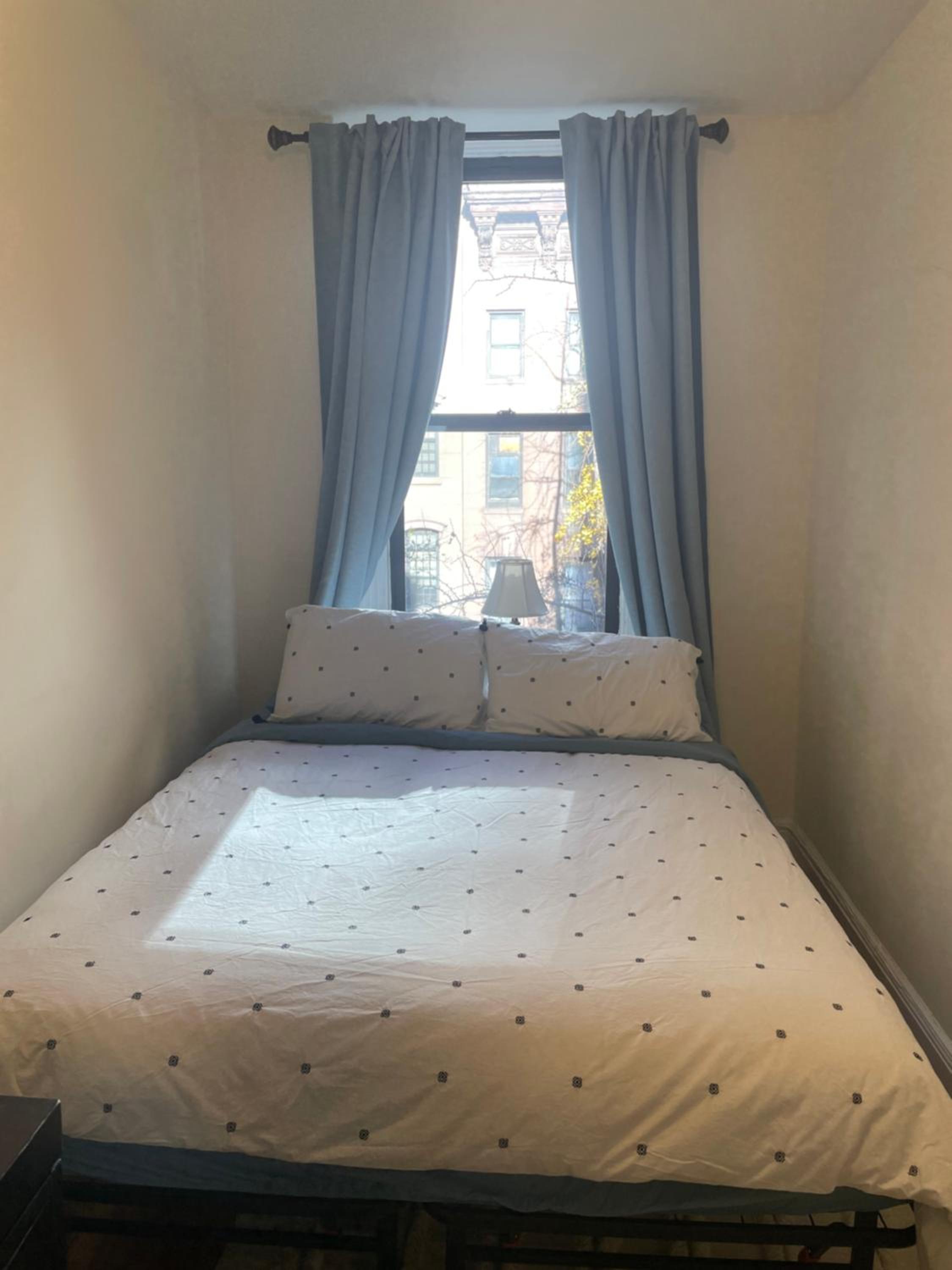 Cozy place in midtown NYC