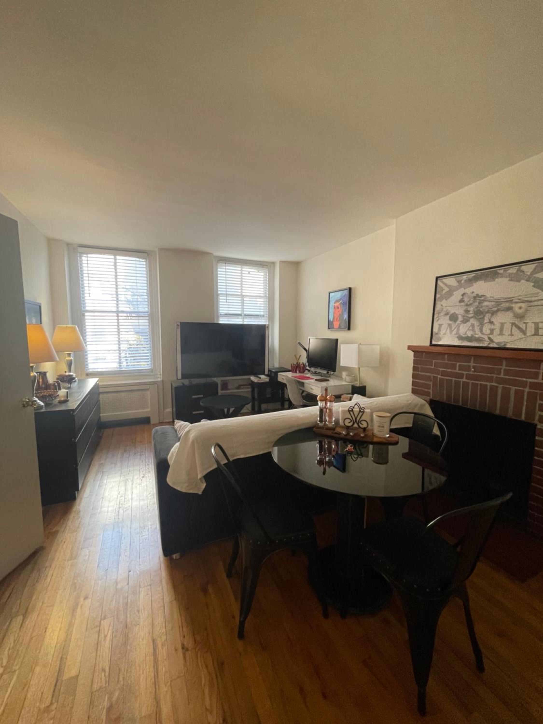 Cozy place in midtown NYC