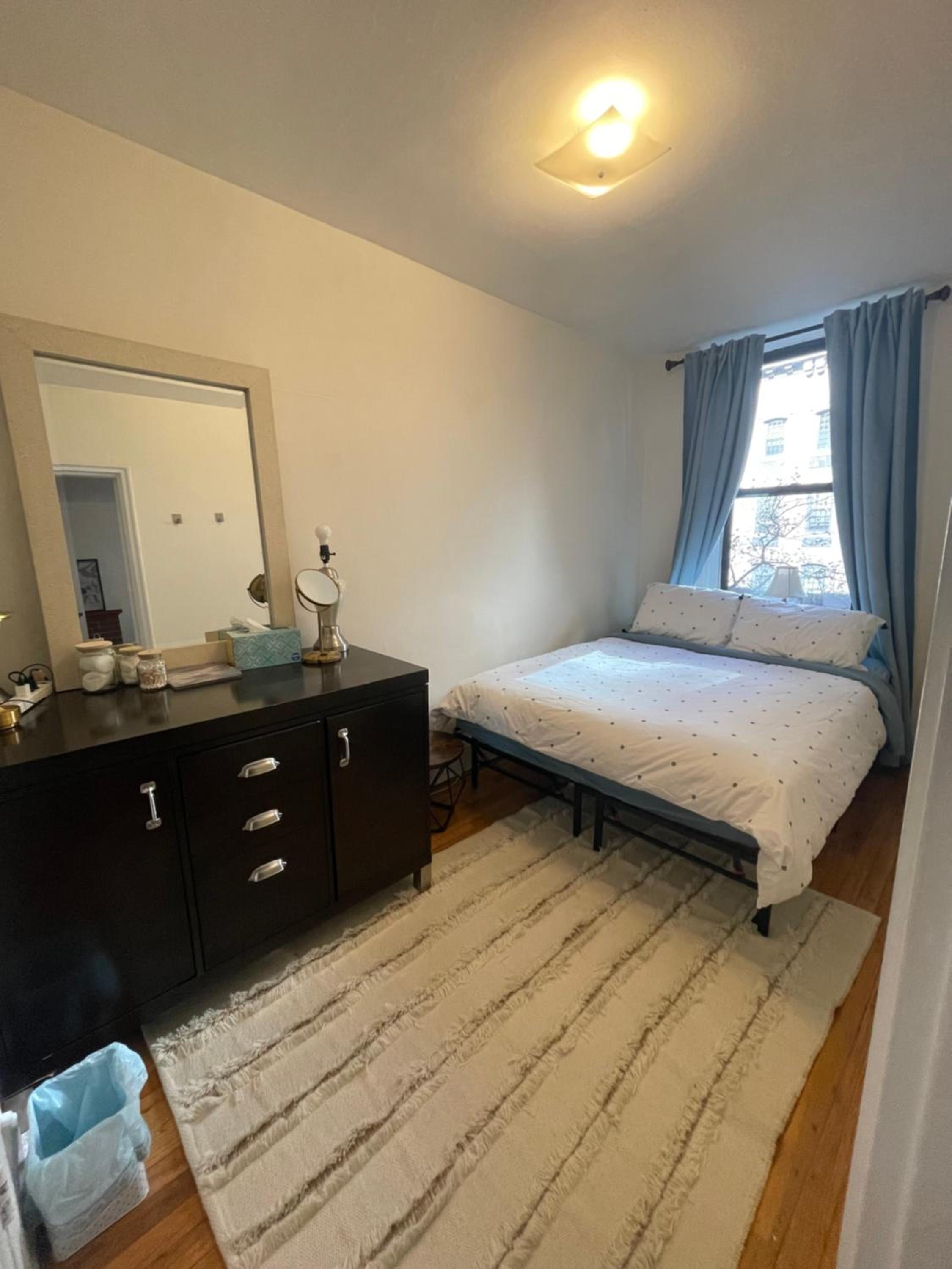 Cozy place in midtown NYC