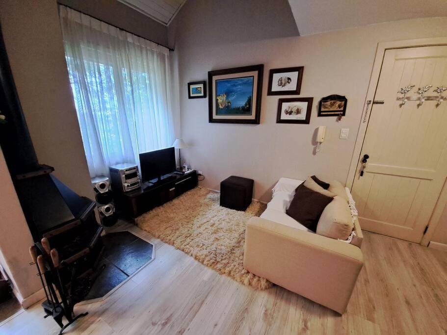 Encantador apartamento próximo ao Lago Negro