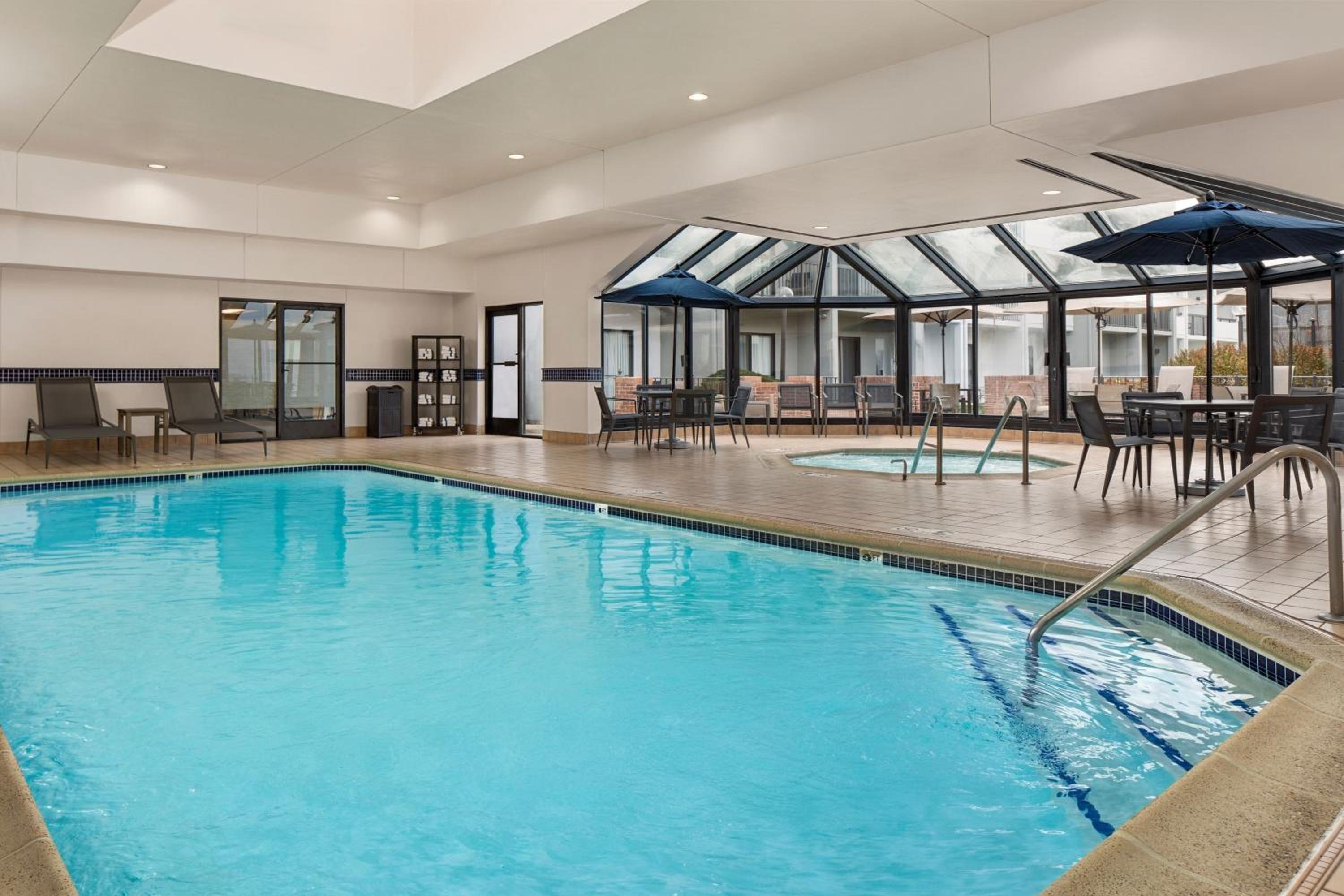 Waukegan Vacations - Courtyard by Marriott Chicago Waukegan / Gurnee - Property Image 23