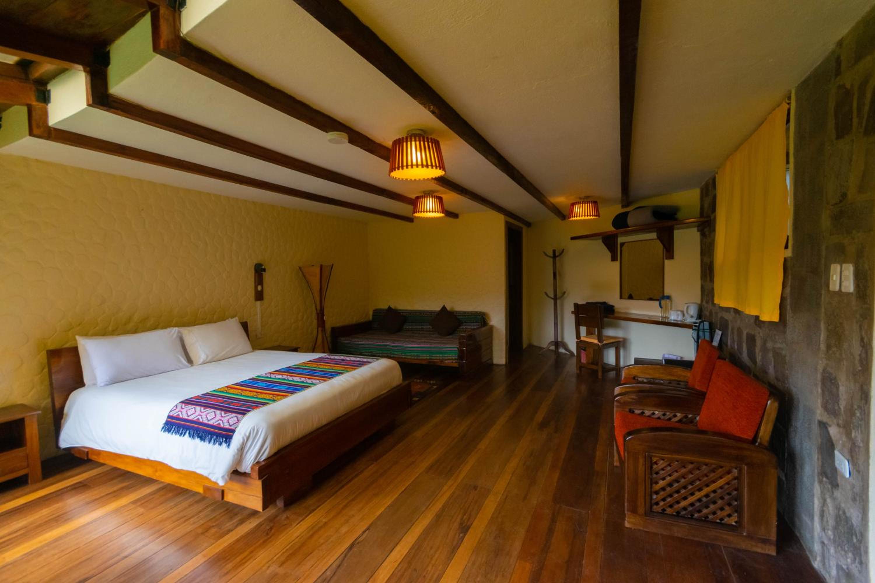 Bellavista Cloud Forest Lodge & Private Protected Area