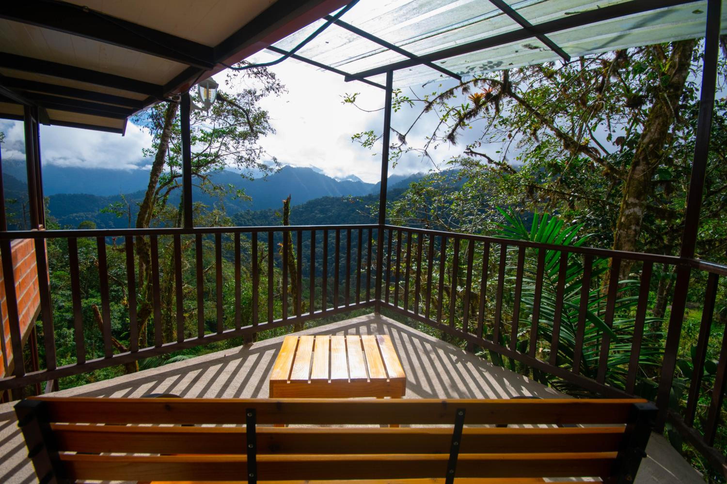 Bellavista Cloud Forest Lodge & Private Protected Area