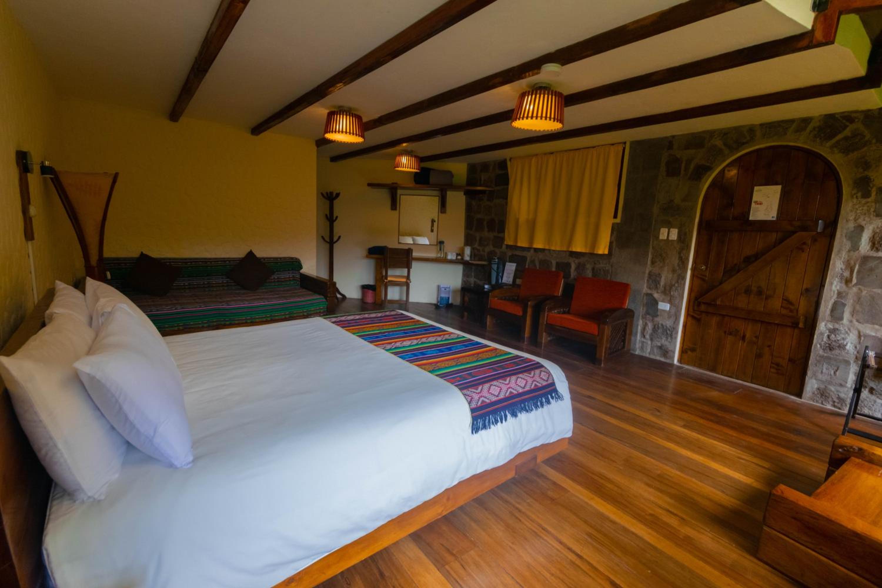 Bellavista Cloud Forest Lodge & Private Protected Area