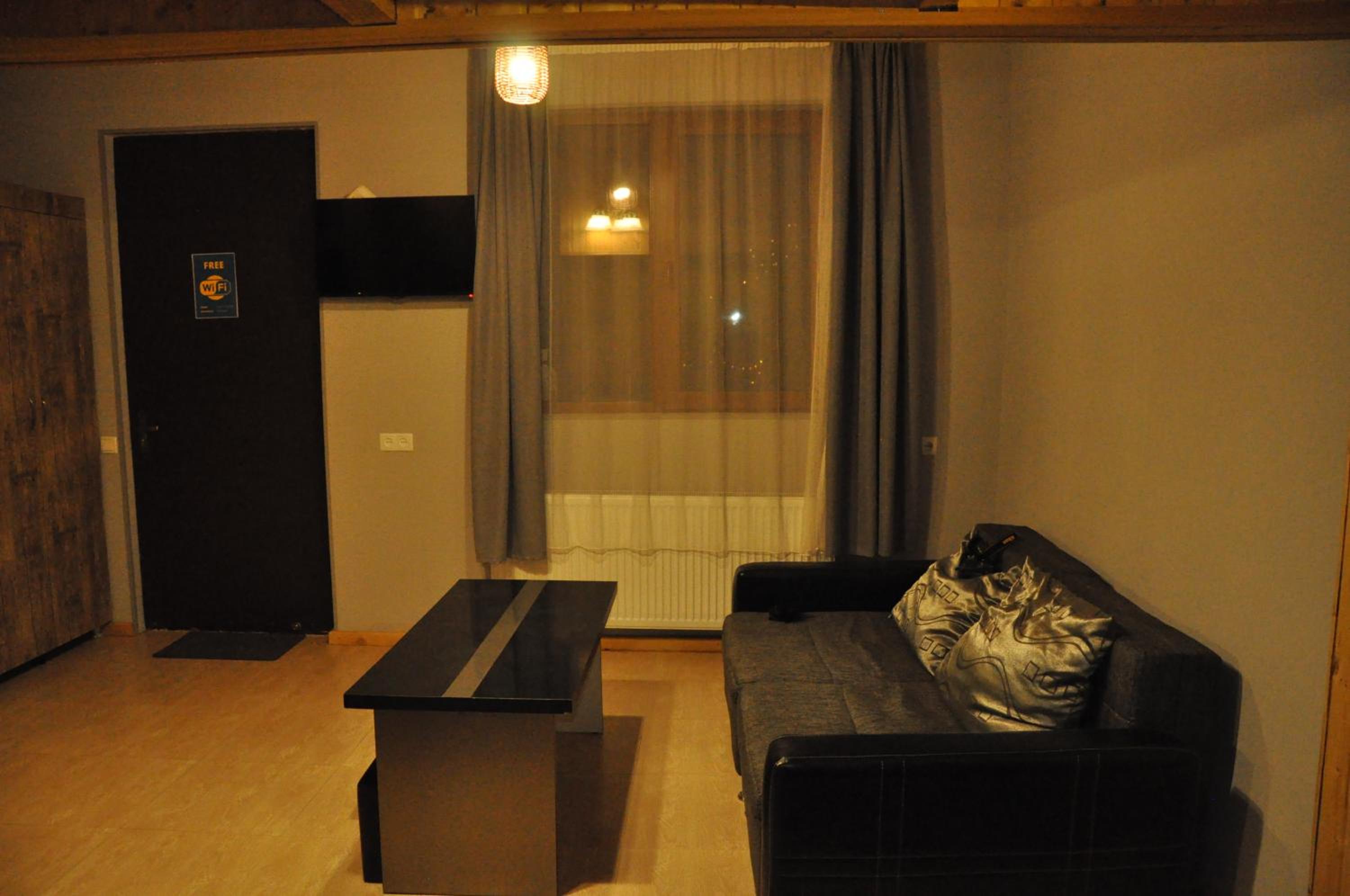 Photo 26
