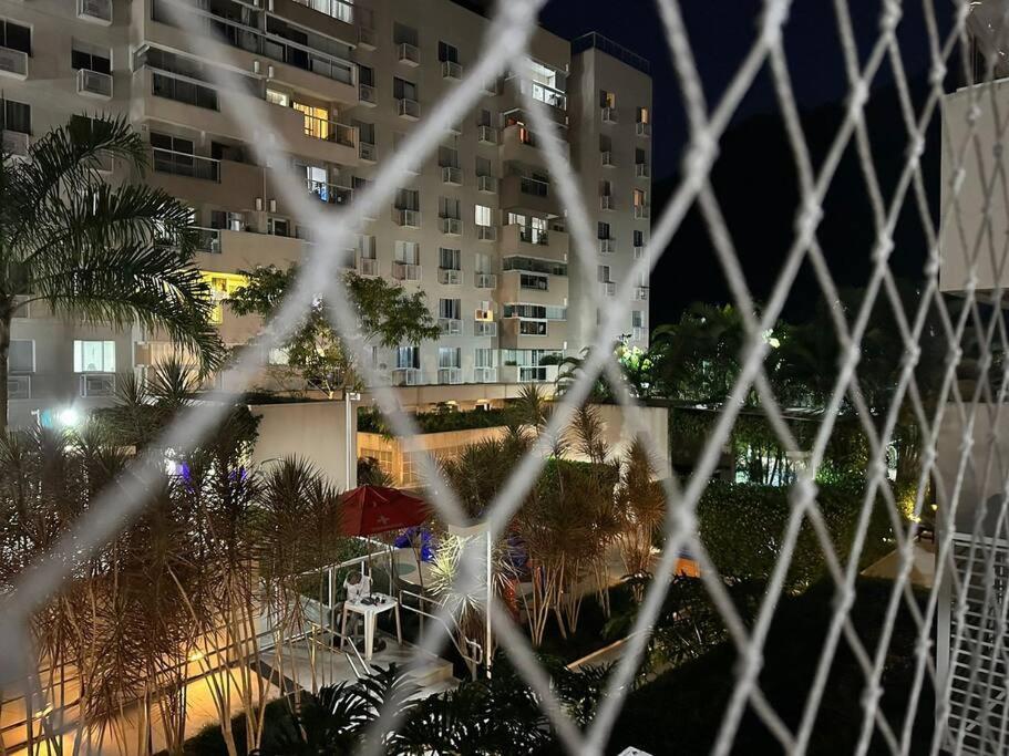Excelente apartamento a 5 minutos da praia e shopping