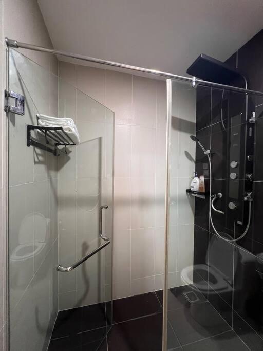 Luxury Studio at D Secret Garden - Johor Bahru, UTM, Setia Tropika, Kempas, Paradigm Mall, Mid Valley- 1-3 Pax, Business Trip Welcome