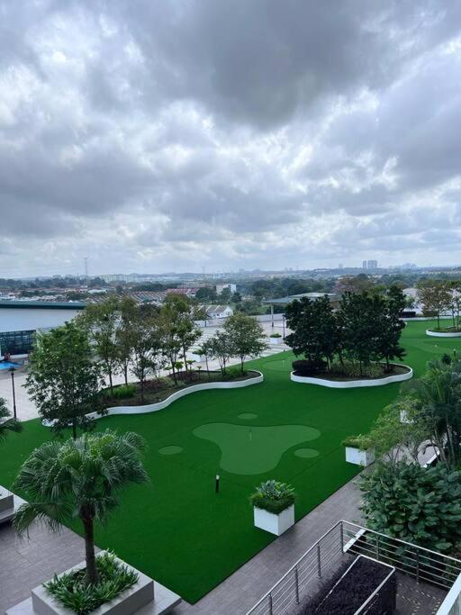Luxury Studio at D Secret Garden - Johor Bahru, UTM, Setia Tropika, Kempas, Paradigm Mall, Mid Valley- 1-3 Pax, Business Trip Welcome