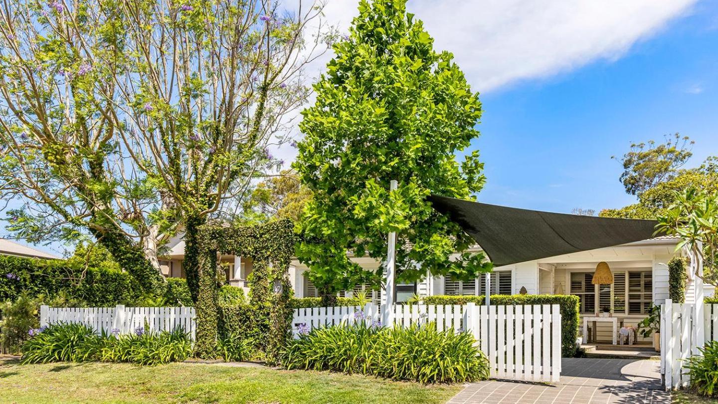 Dutchie's Beach Oasis - Private Home with Pool, Walk to Beach