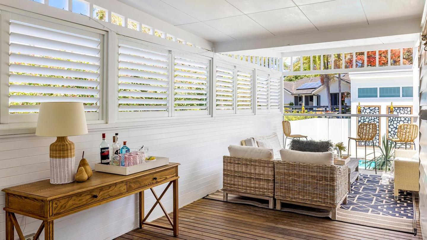 Dutchie's Beach Oasis - Private Home with Pool, Walk to Beach