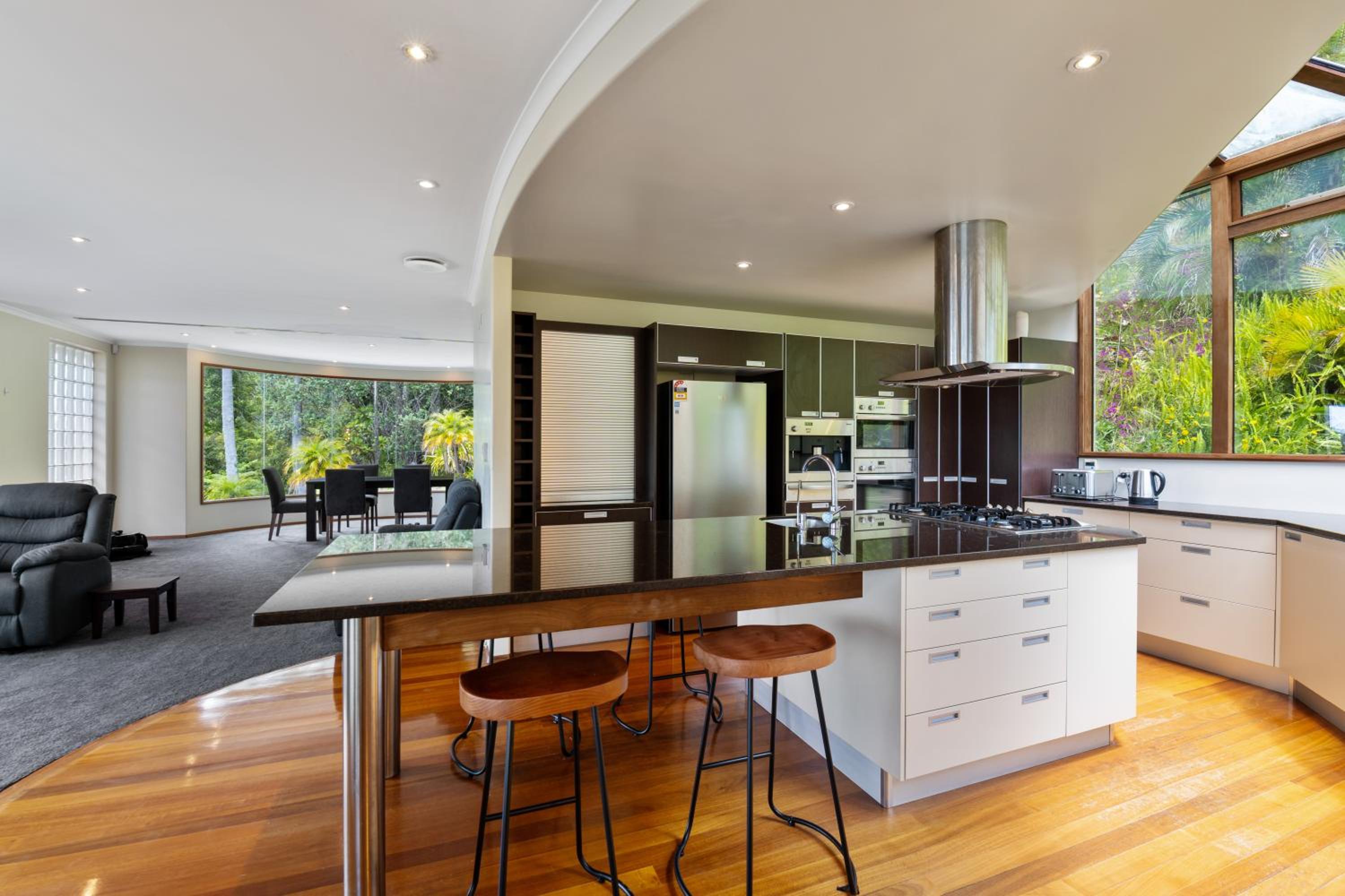 Bayview Panorama - Paihia Holiday Home view 5