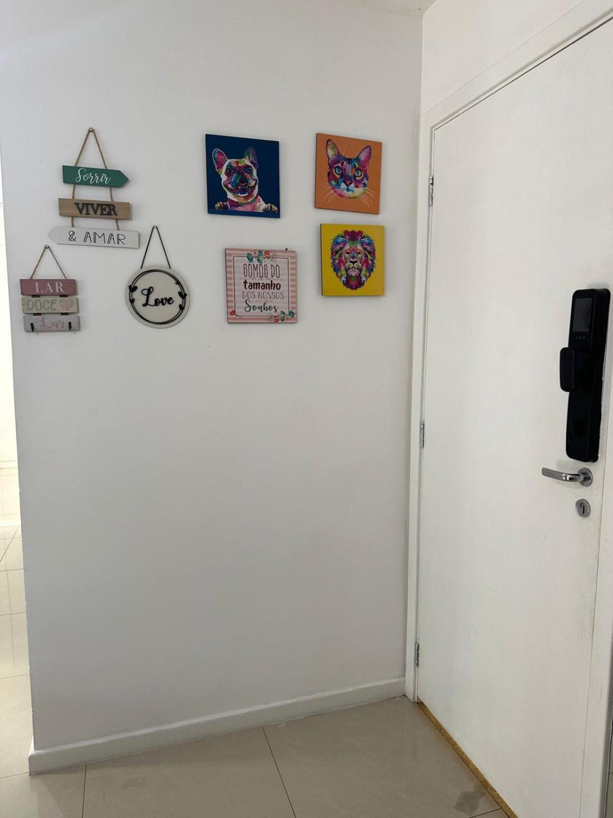 Excelente apartamento a 5 minutos da praia e shopping