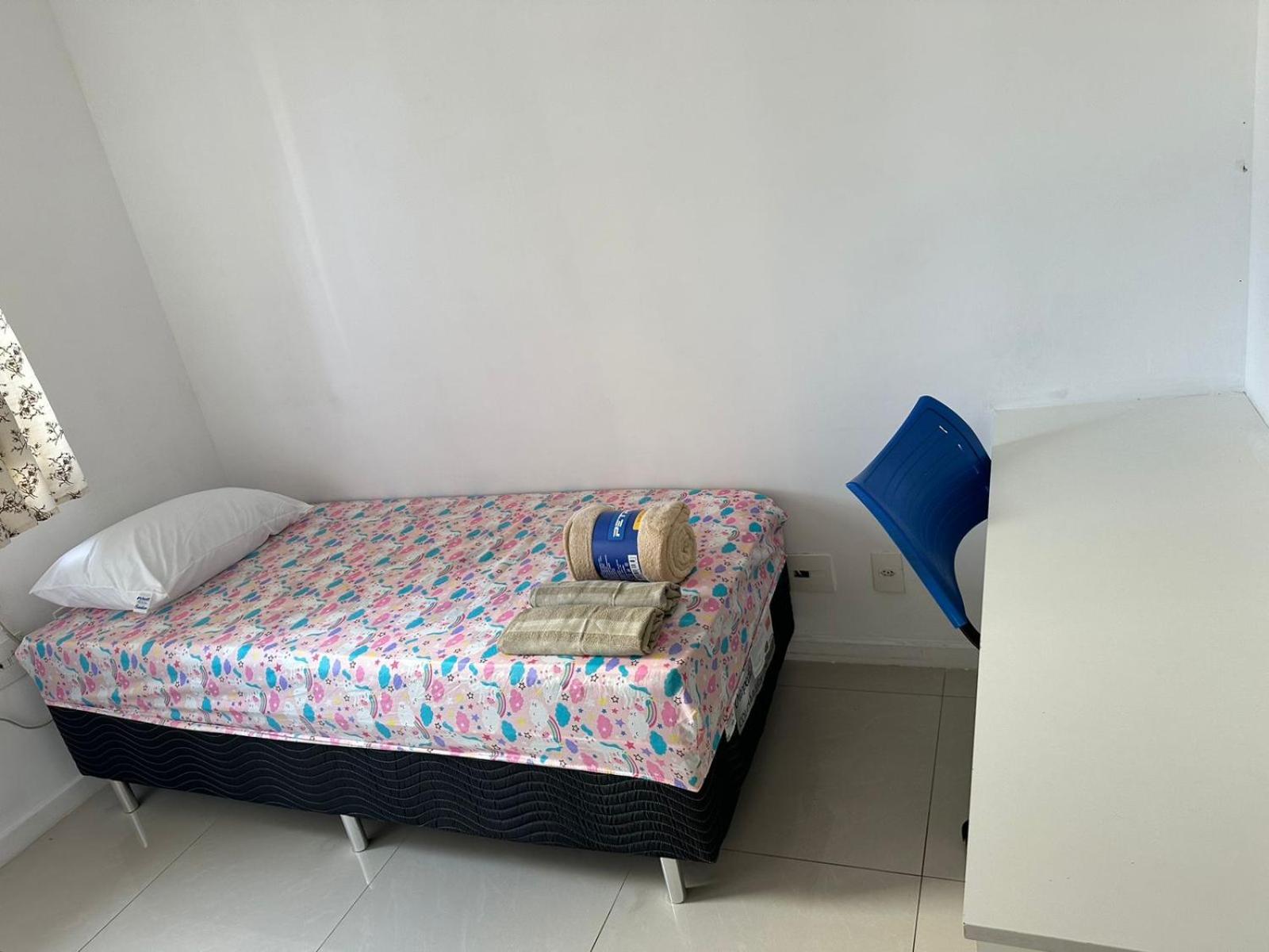 Excelente apartamento a 5 minutos da praia e shopping
