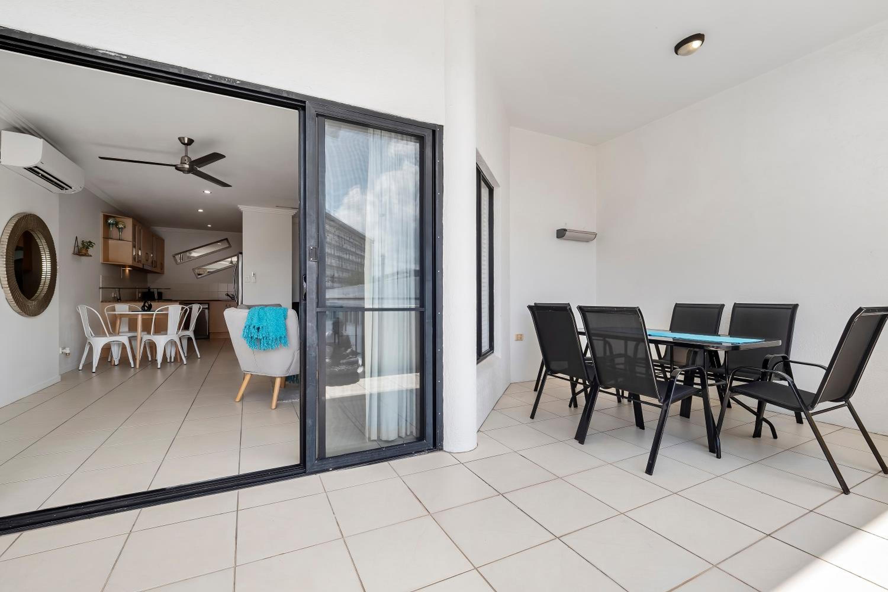 Spacious 3 Bedroom Townhouse in Cairns City