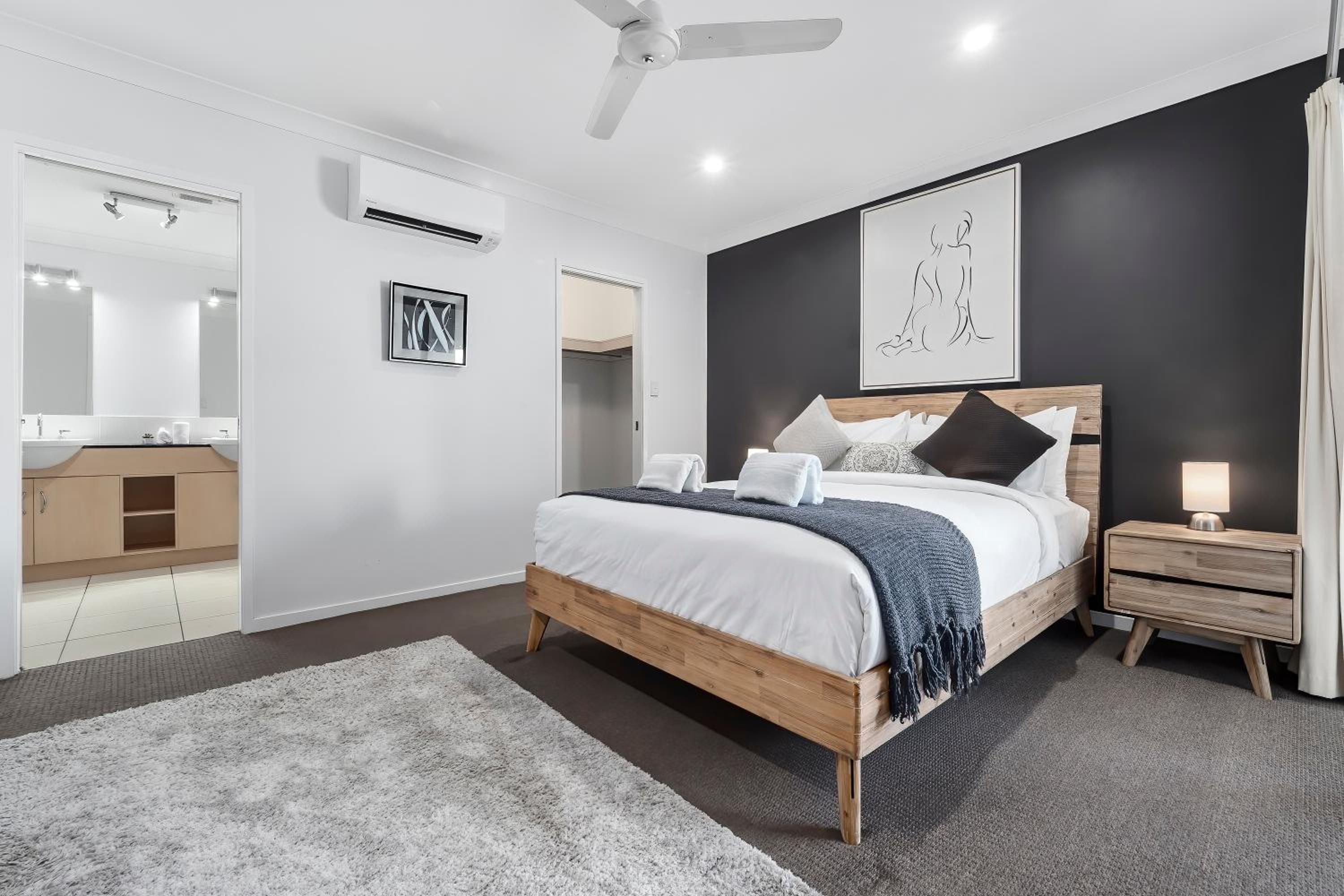Spacious 3 Bedroom Townhouse in Cairns City