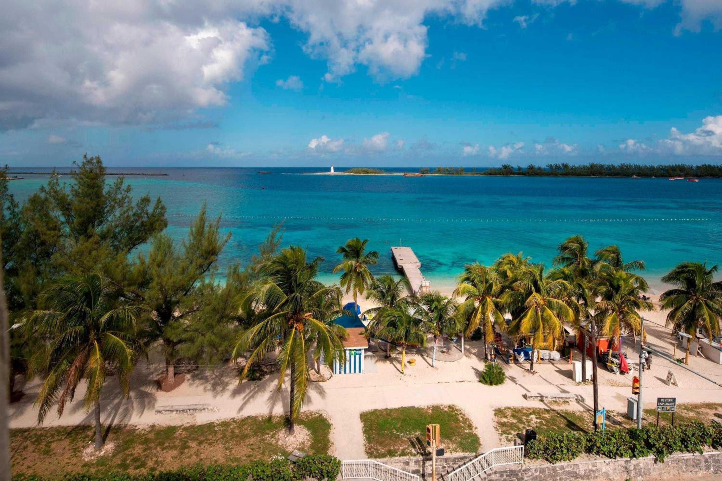 Nassau - Paradise Island Vacations - Courtyard by Marriott Nassau Downtown/Junkanoo Beach - Property Image 10