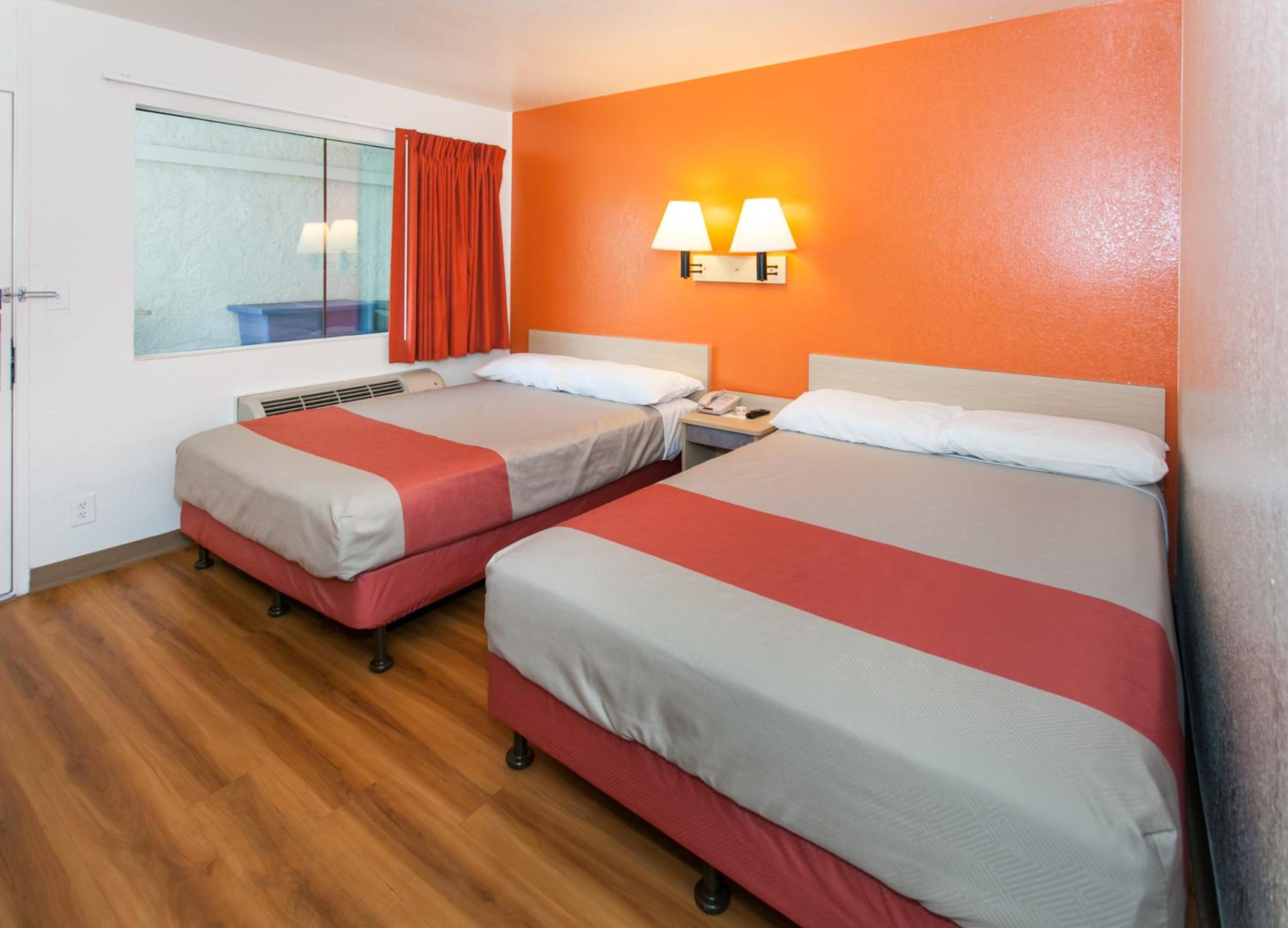 Rosemead Vacations - Motel 6-Rosemead, CA - Los Angeles - Property Image 21