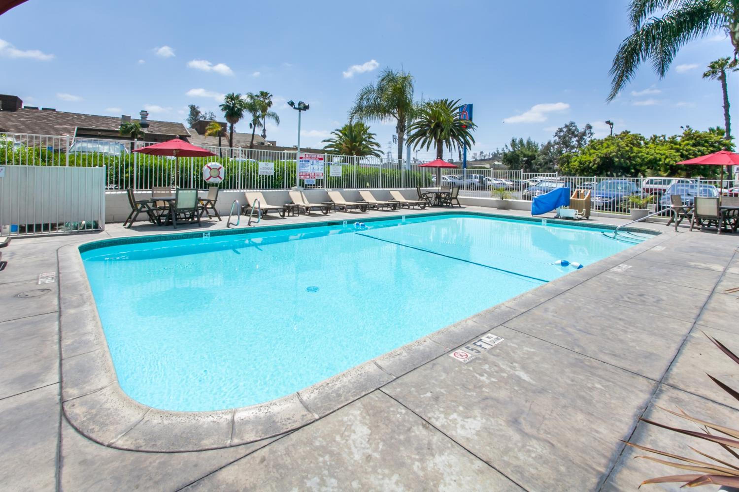 Rosemead Vacations - Motel 6-Rosemead, CA - Los Angeles - Property Image 9