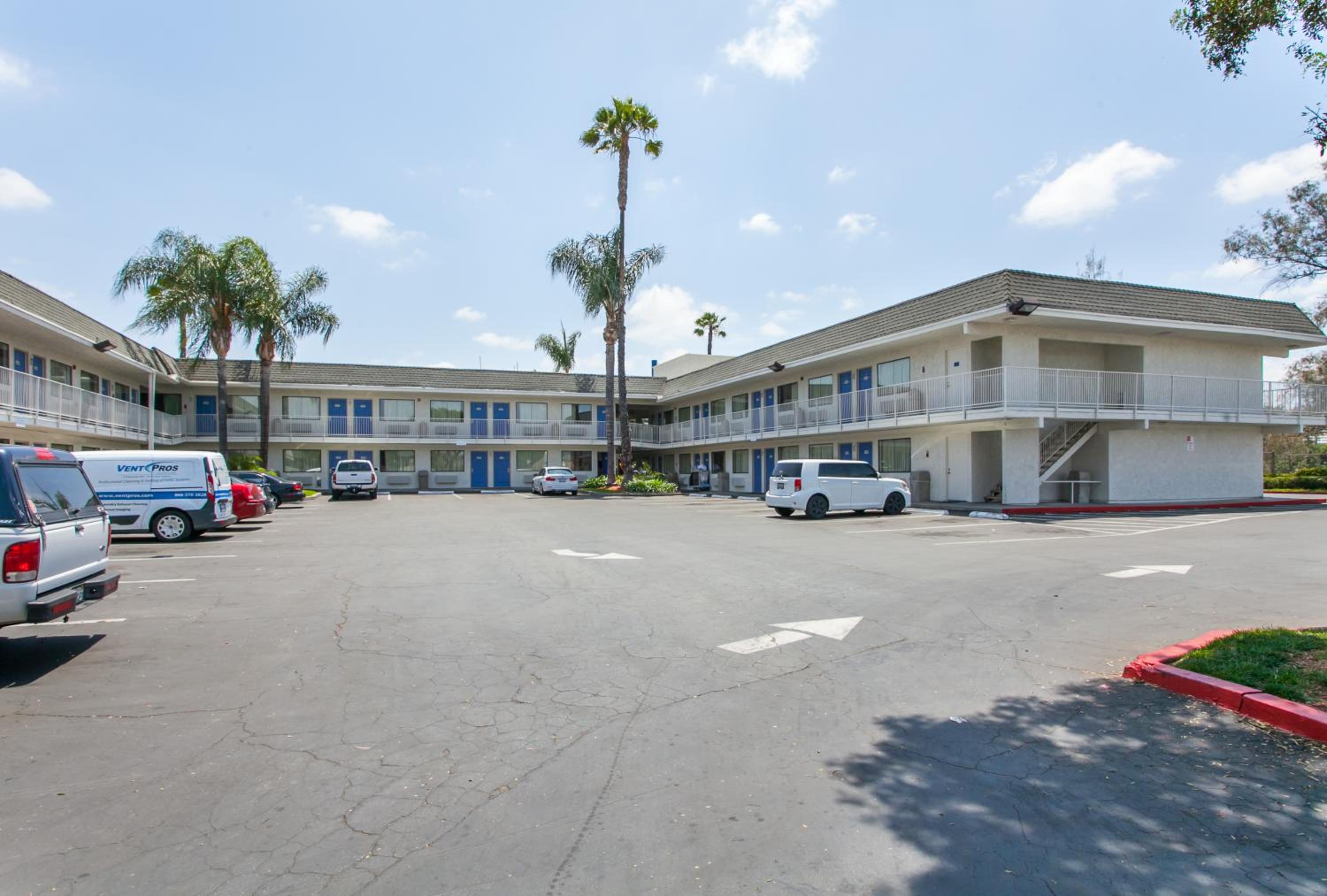 Rosemead Vacations - Motel 6-Rosemead, CA - Los Angeles - Property Image 5