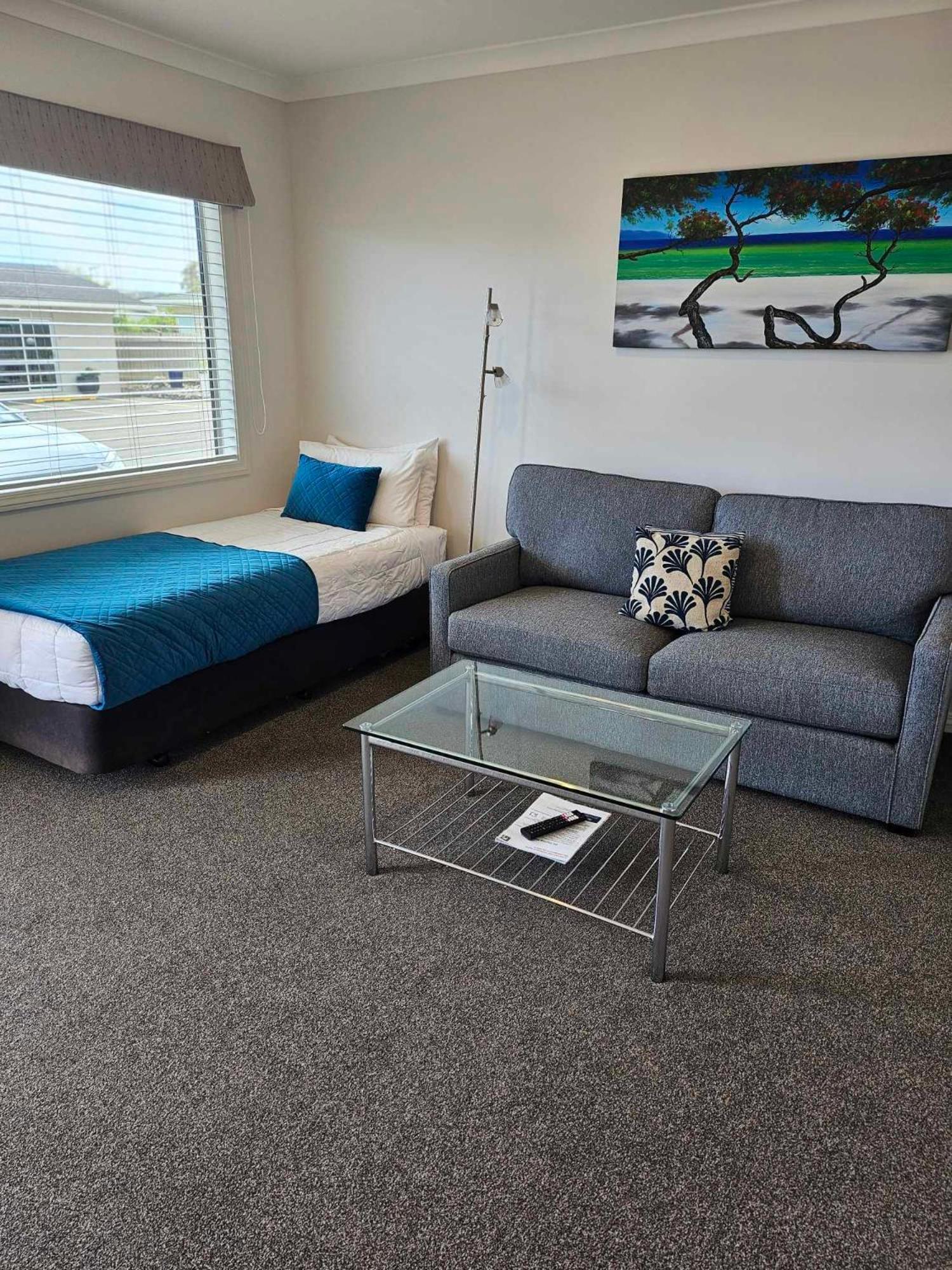 Beach Street Motel Apartments