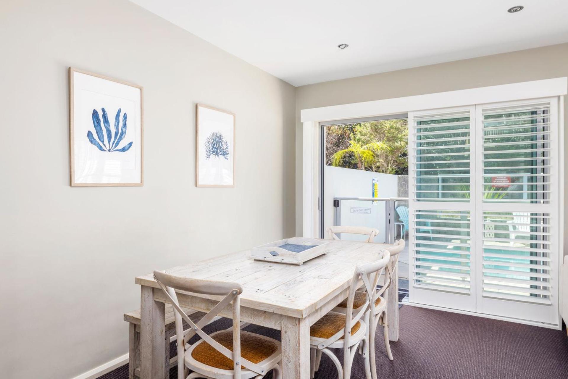 514 Oaks Pacific Blue Townhouse