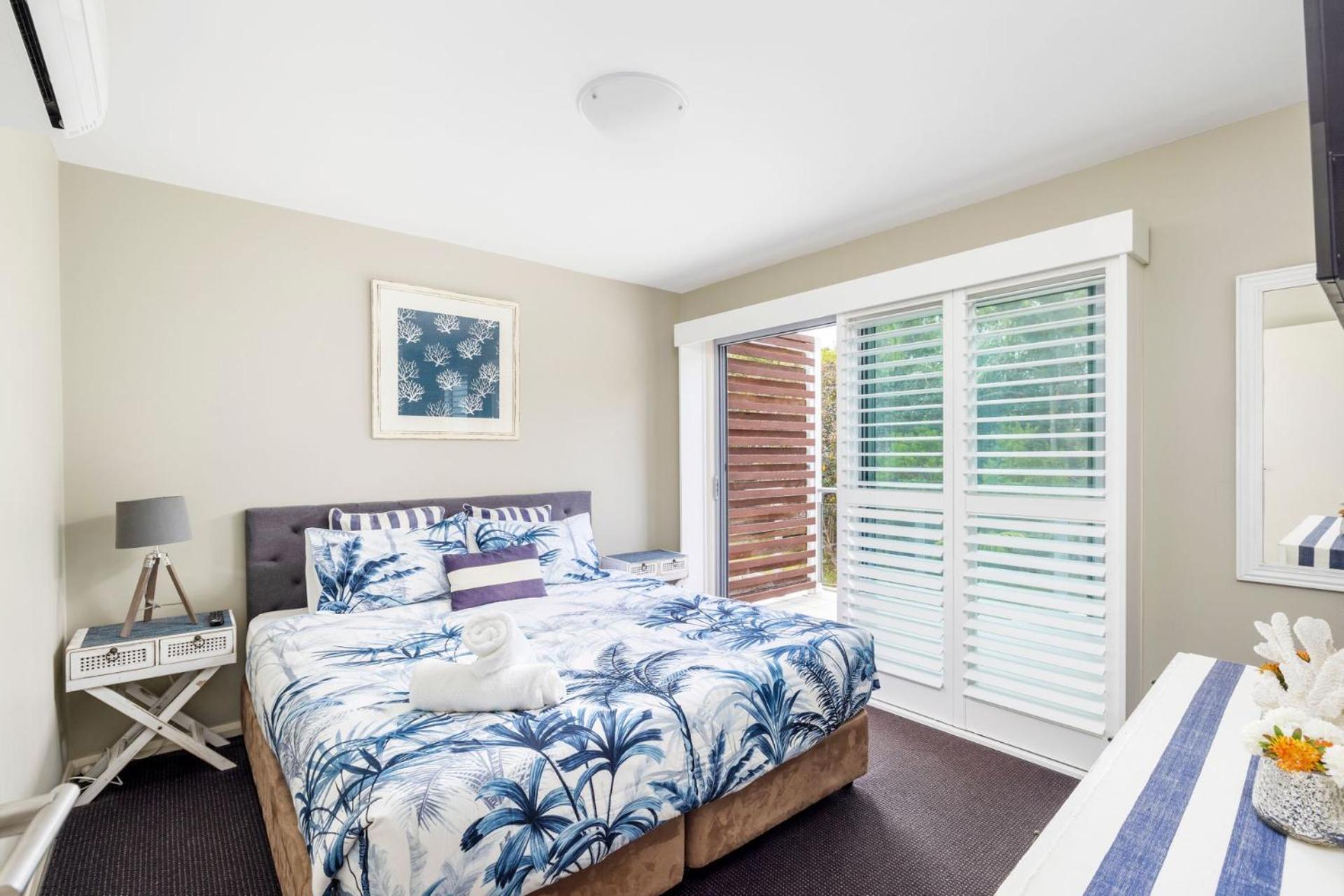 514 Oaks Pacific Blue Townhouse