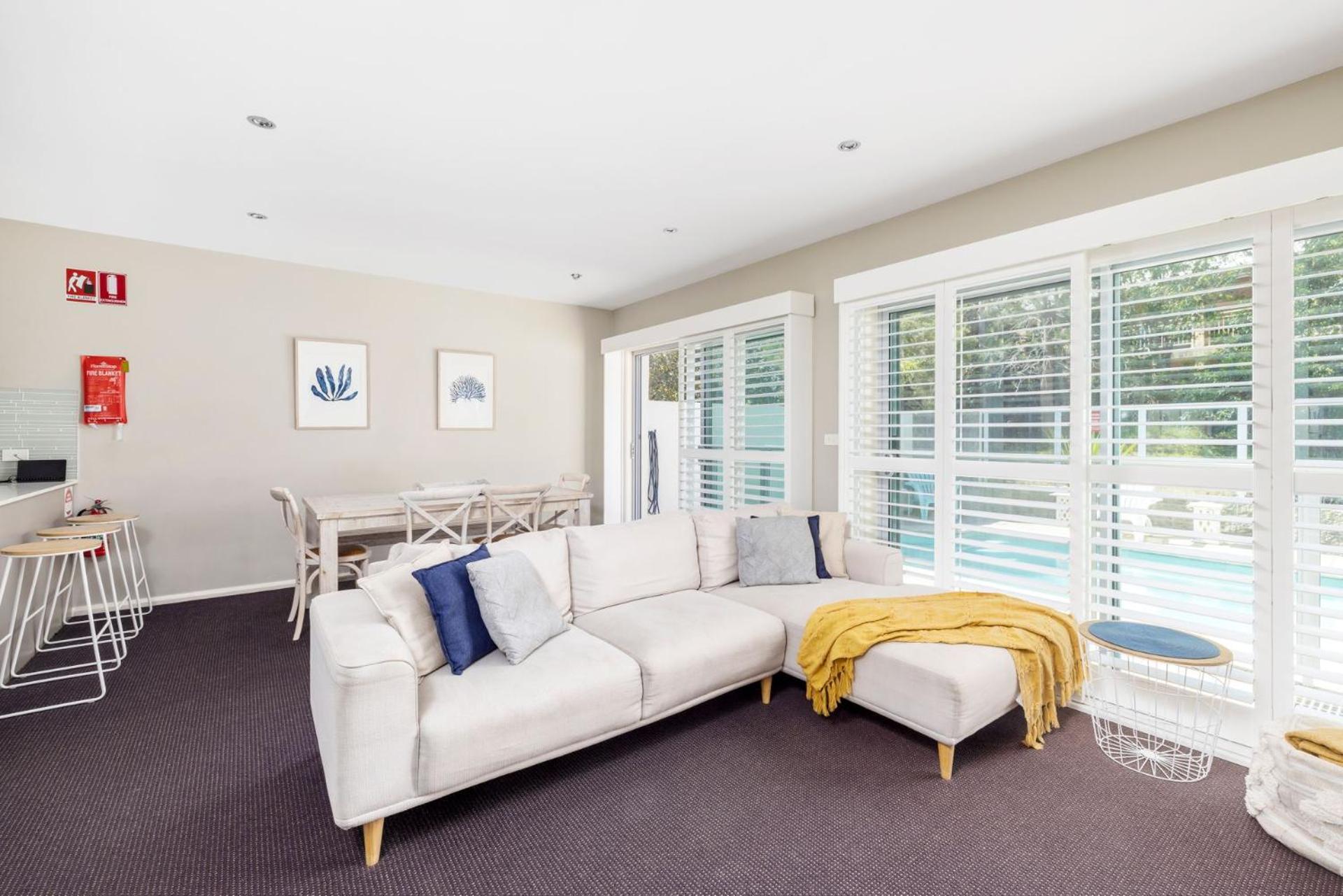 514 Oaks Pacific Blue Townhouse