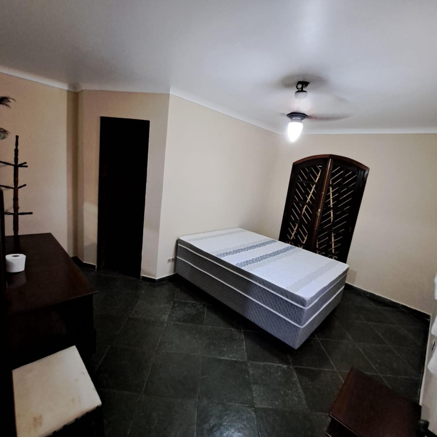 Casa Temporada Caragua com Piscina e Churrasqueira