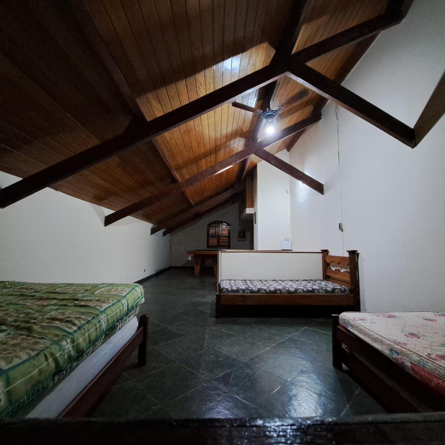 Casa Temporada Caragua com Piscina e Churrasqueira