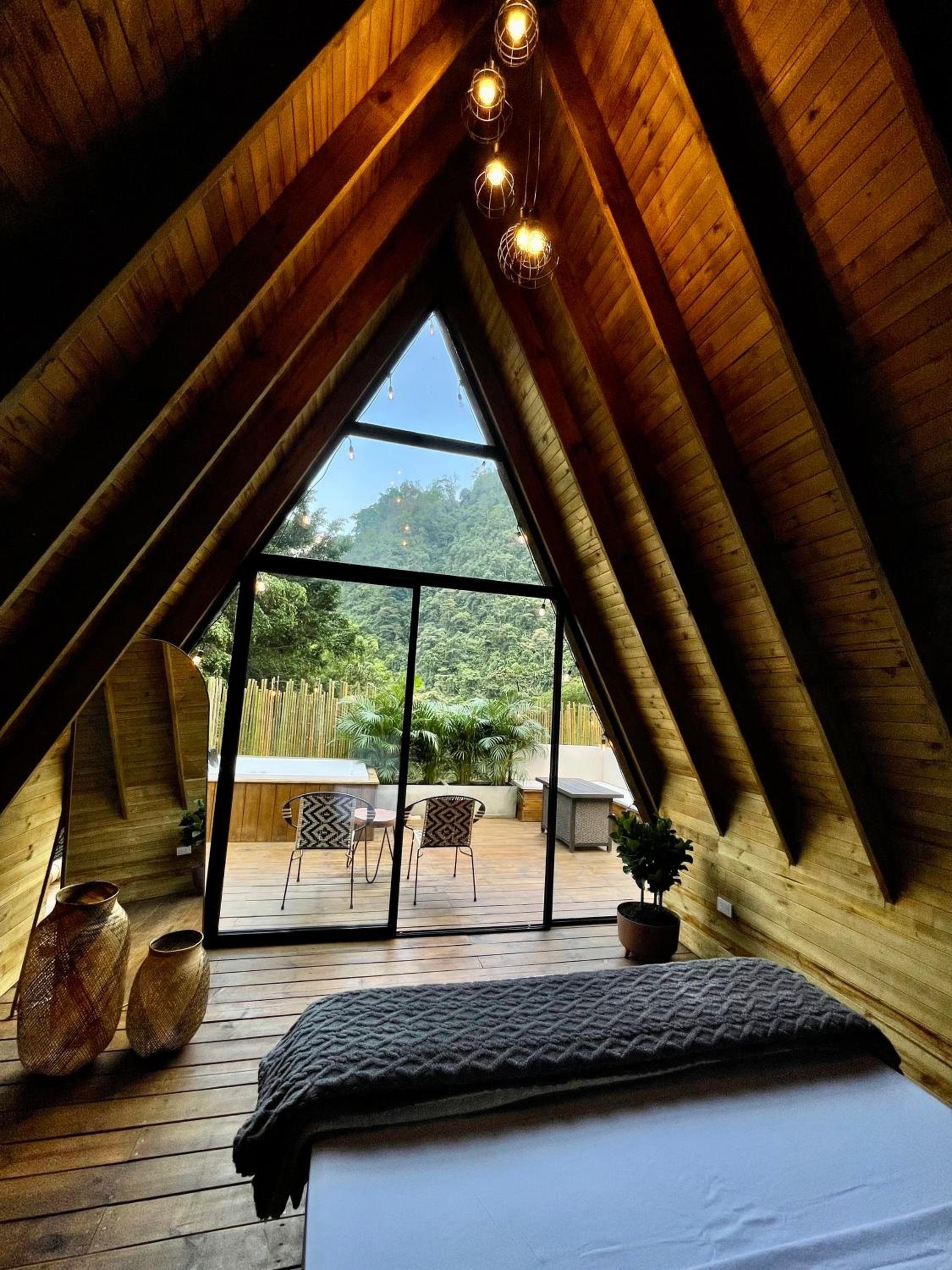 ALMAH GLAMPING