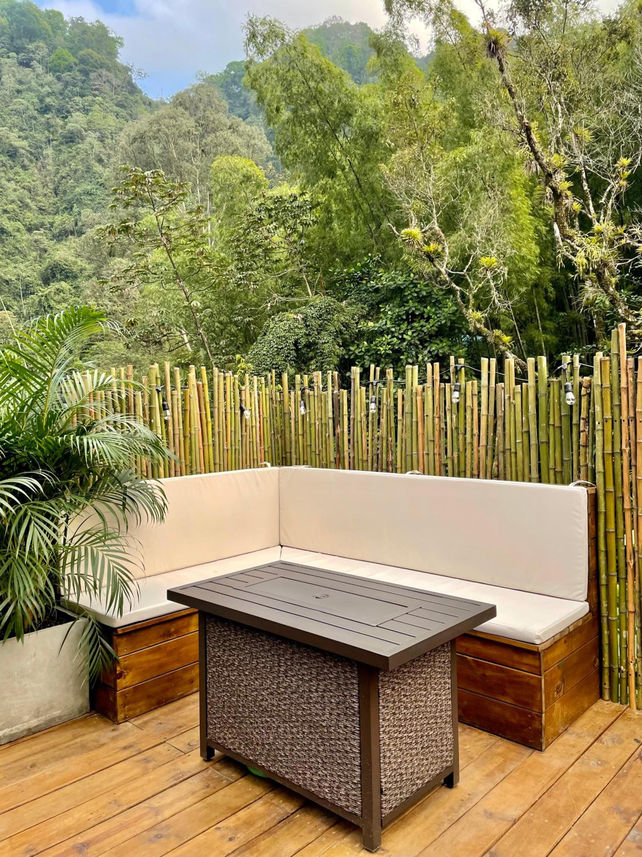 ALMAH GLAMPING