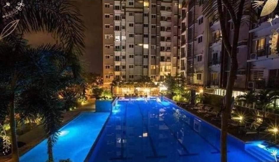 Quiet and spacious condo wid fast internet connection with Netflix view 2