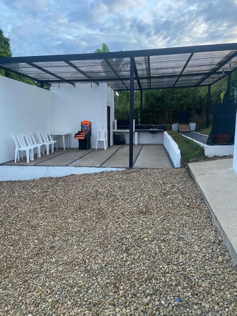 Villa lili, Carmen de Apicala condominio San Simon view 4