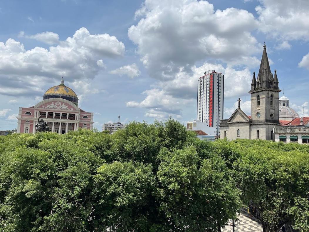 Hospedagem Residencial na Frente do Teatro Amazonas