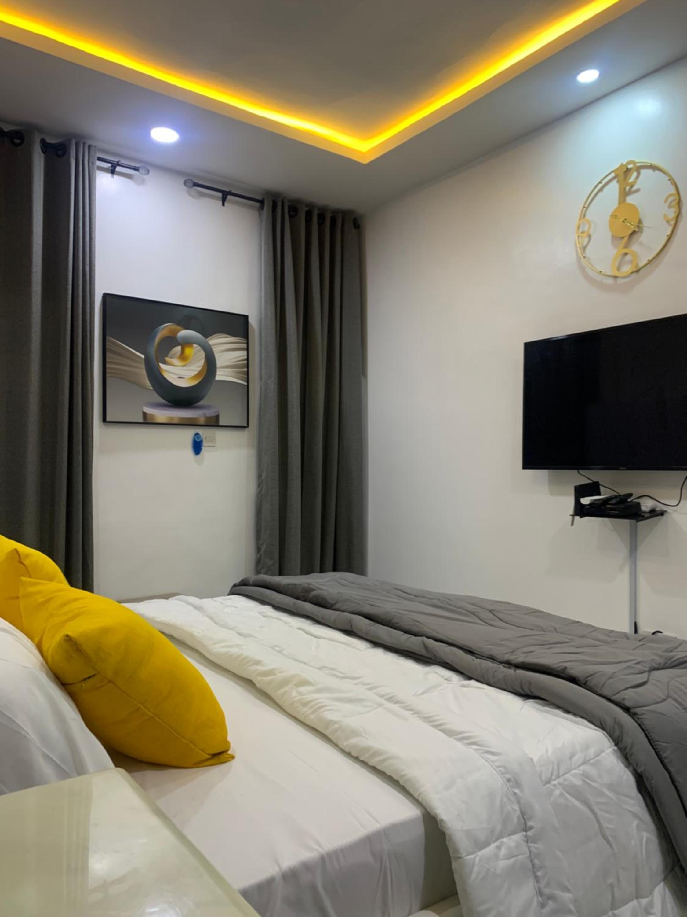 Beautiful single room studio apartment in Ilasan lekki magnanimous view 3