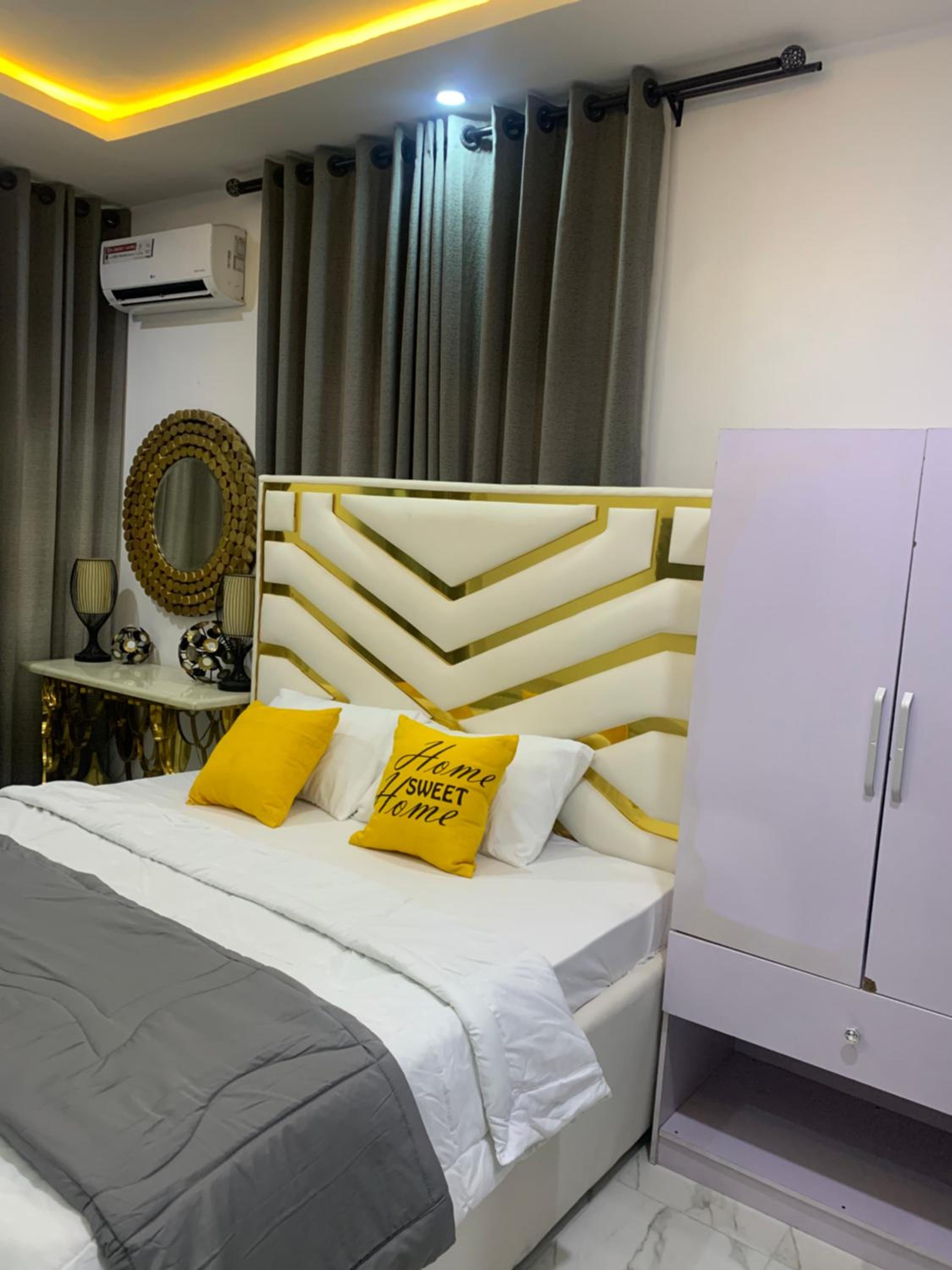 Beautiful single room studio apartment in Ilasan lekki magnanimous view 4