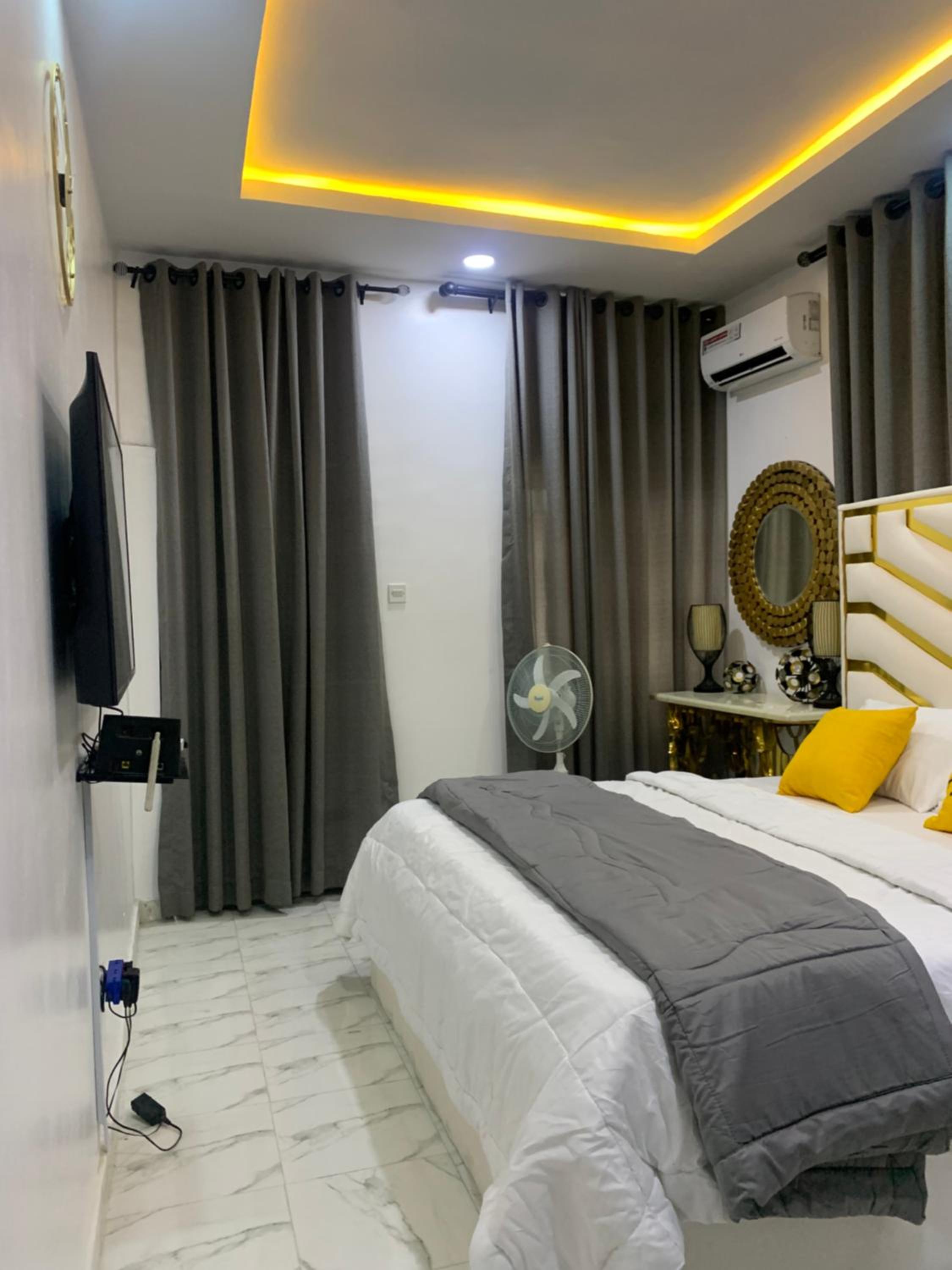 Beautiful single room studio apartment in Ilasan lekki magnanimous view 5