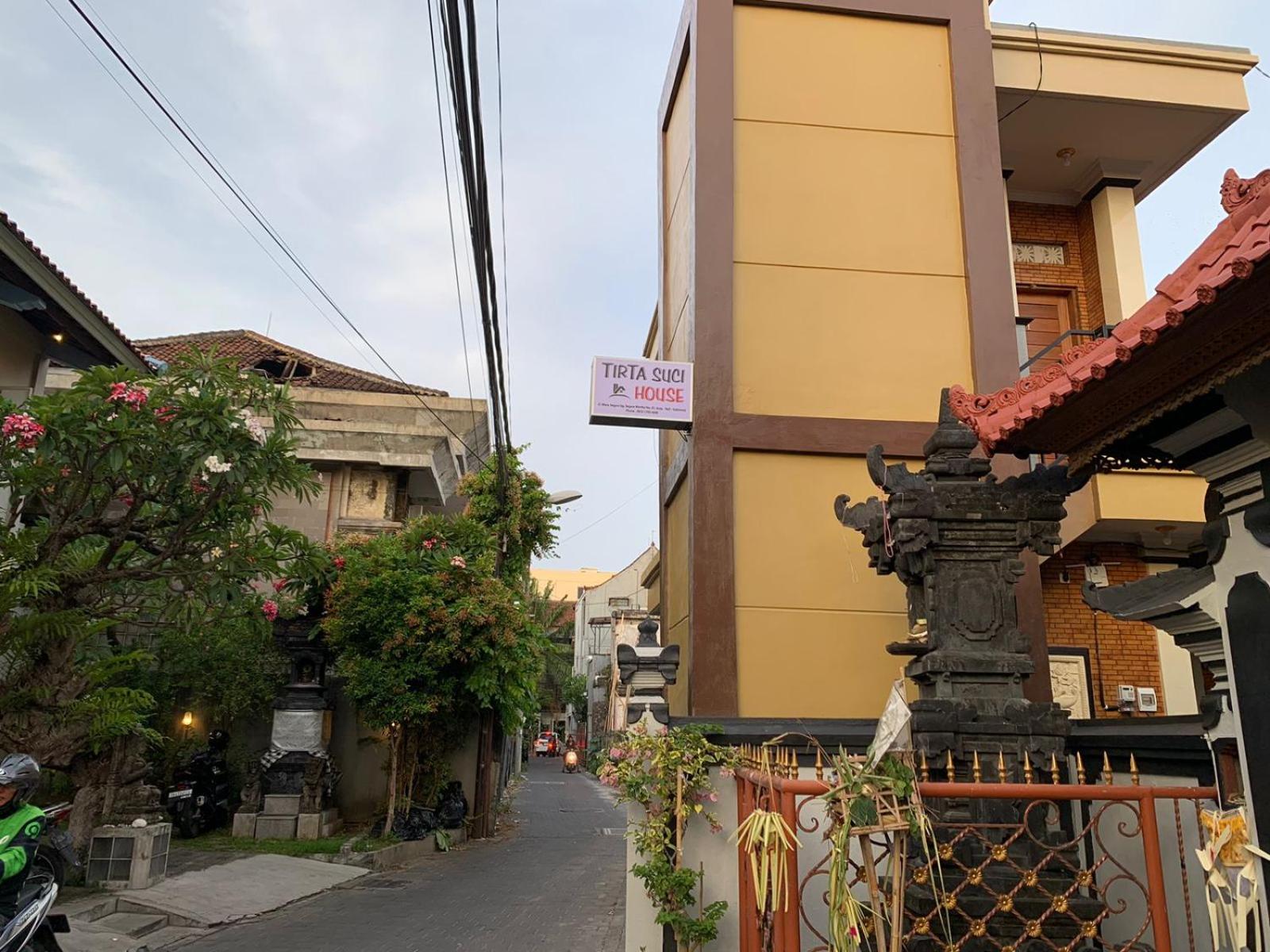 Tirtasuci House