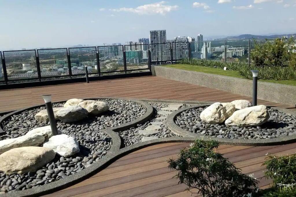 Twin Rooms with Swimming Pool & Wi-Fi Netflix at Cyberjaya Nearby KLIA photo 3