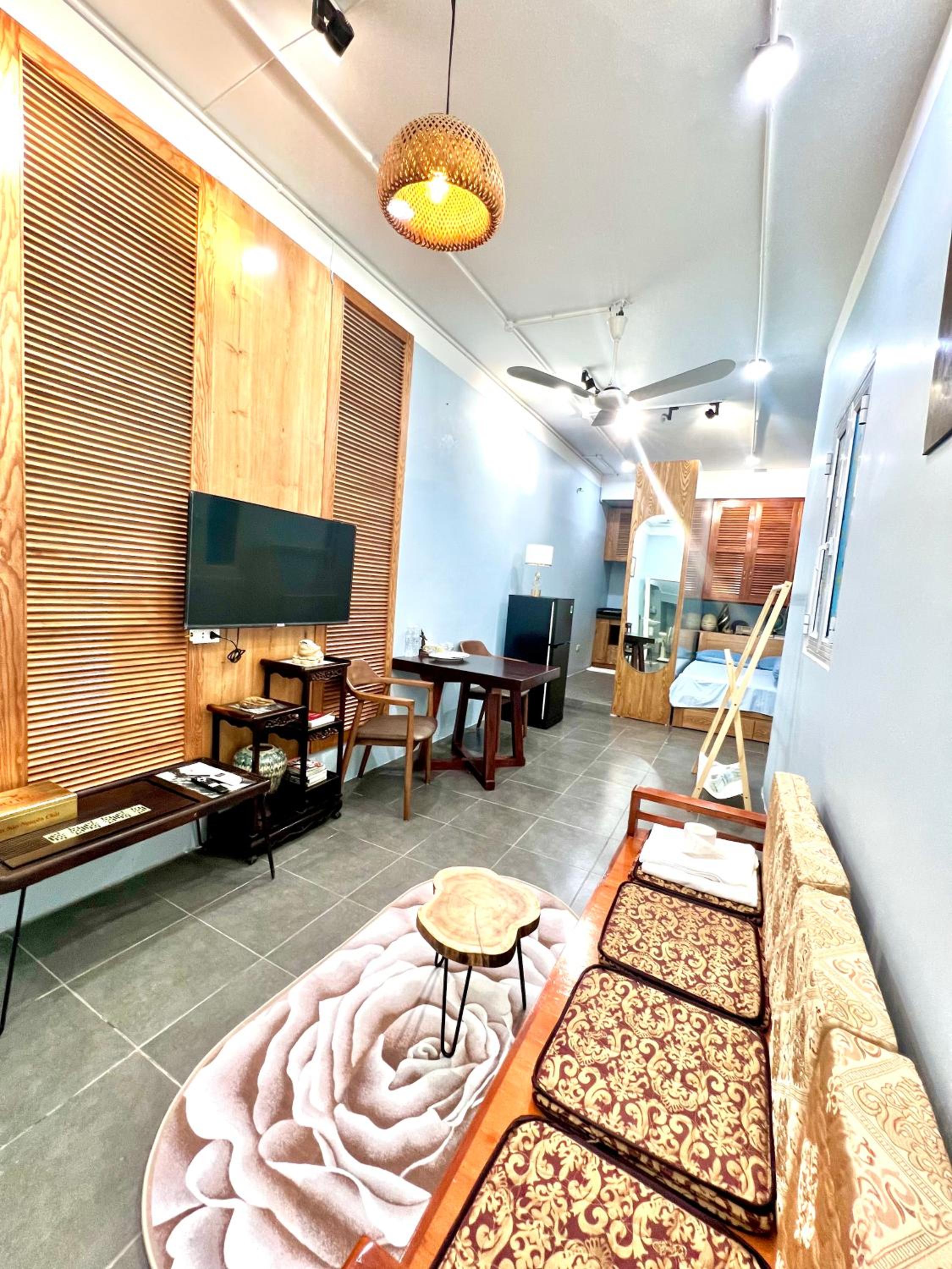 Azalea Apartment