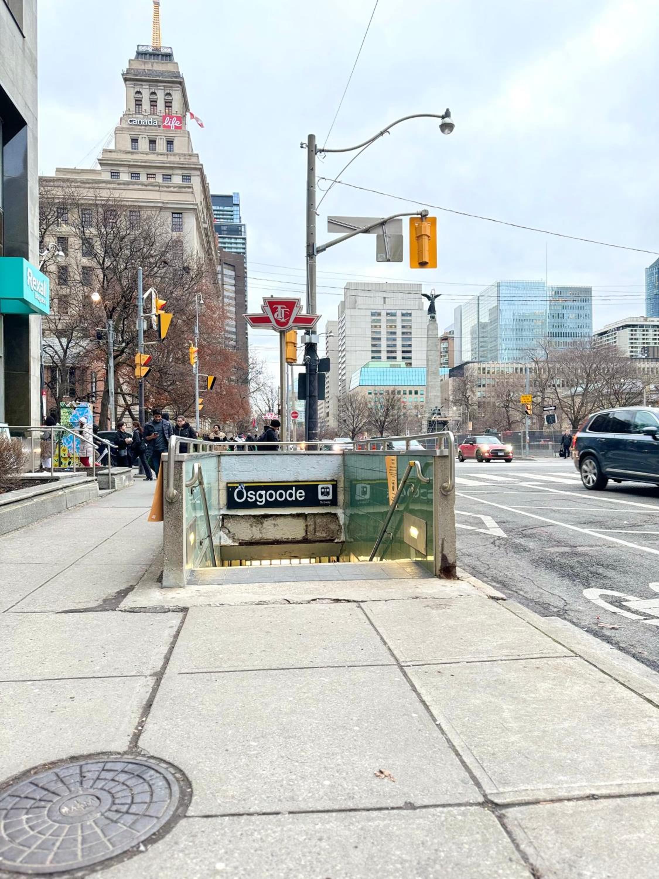 Boutique Suite in Downtown Toronto, Free Parking!