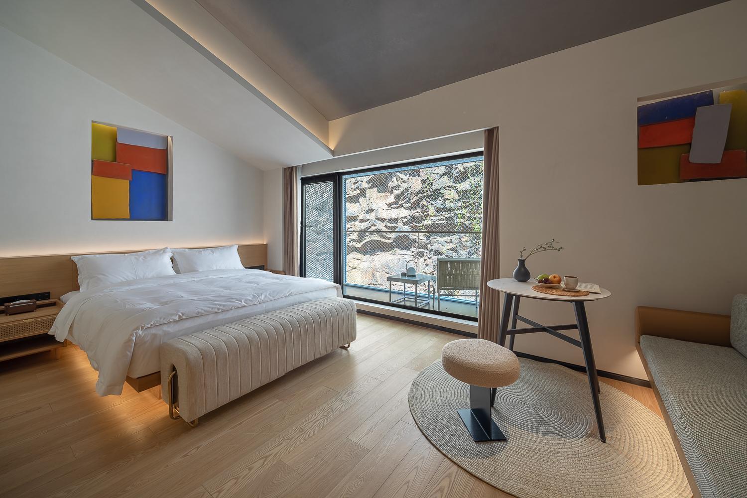 Tingjian Twenty-three Bay Rock Wall Private Soup Designer Homestay