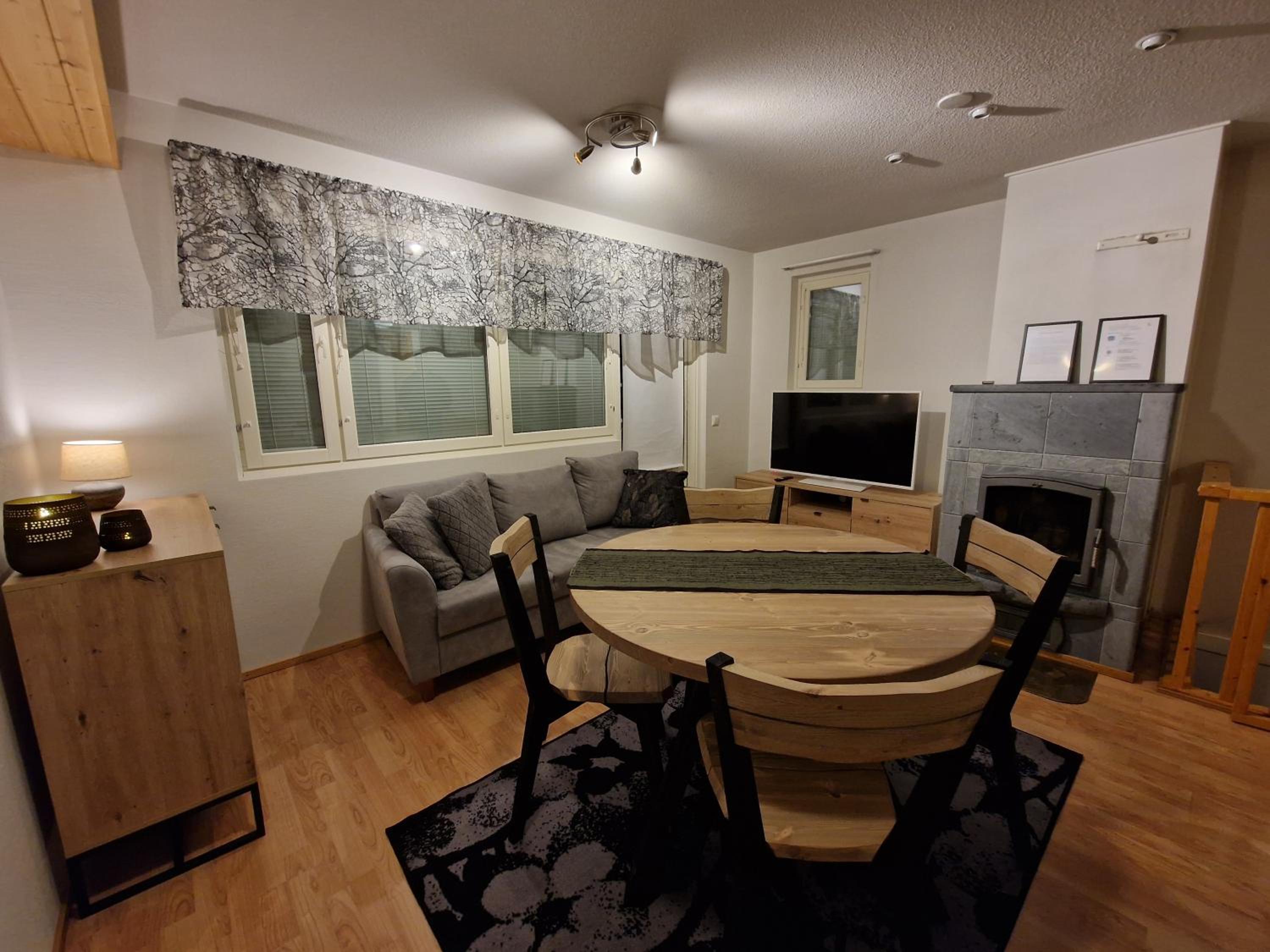 Levi - Sky Slope Apartment - 3 Bedrooms - Ski-in - Ski-out view 2
