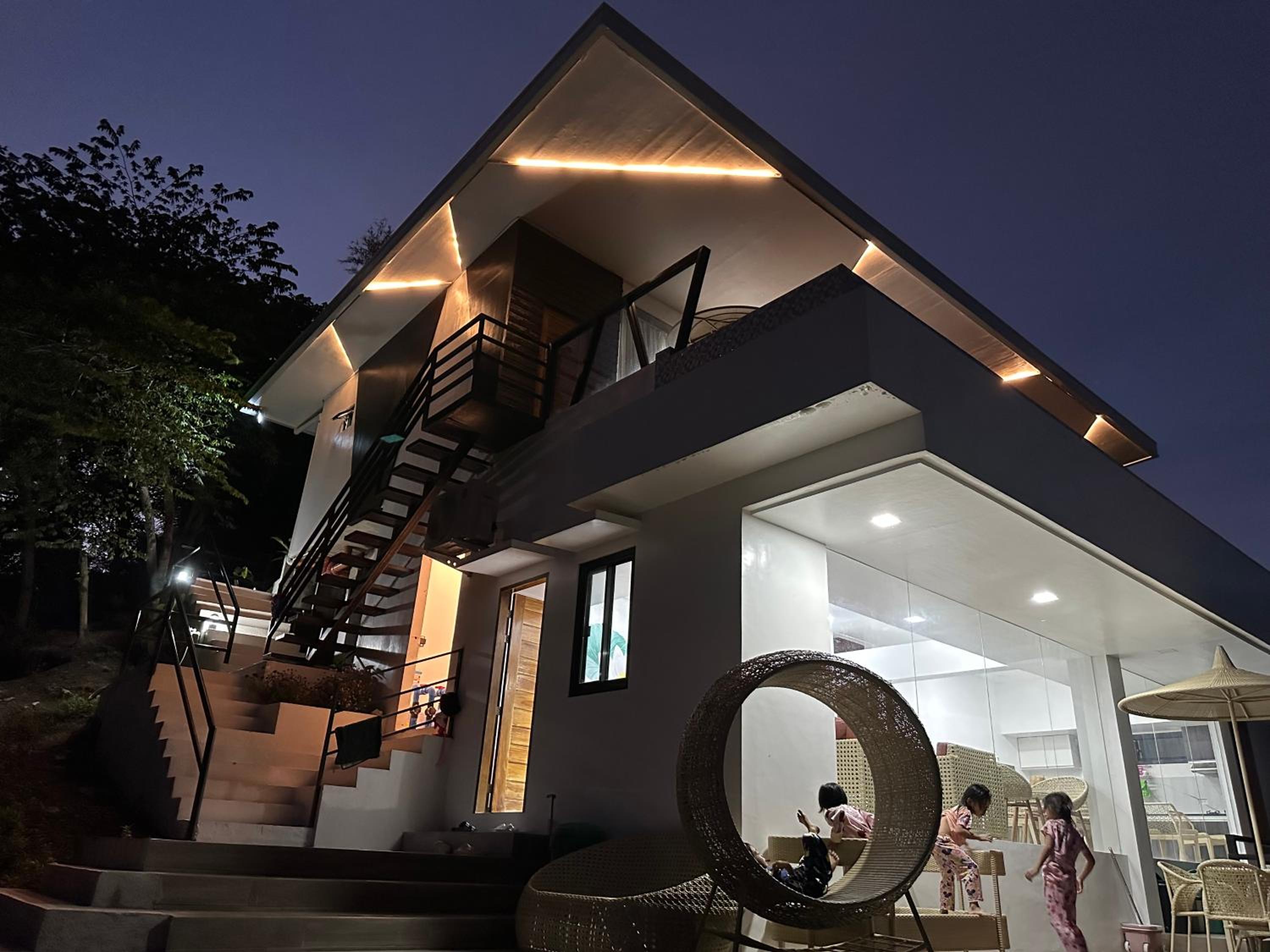 Arya Exclusive Villa