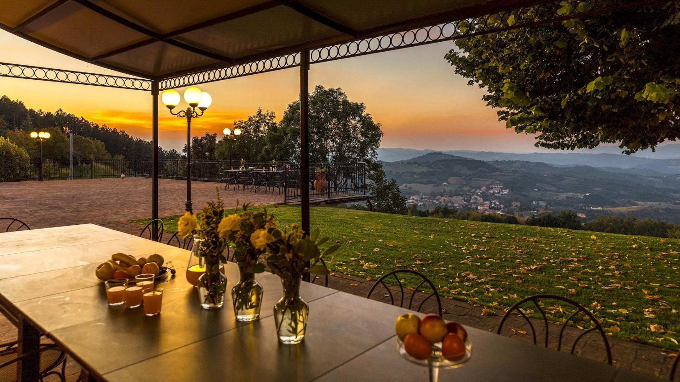 TENUTA MONTIEPOLI 12&3, Emma Villas